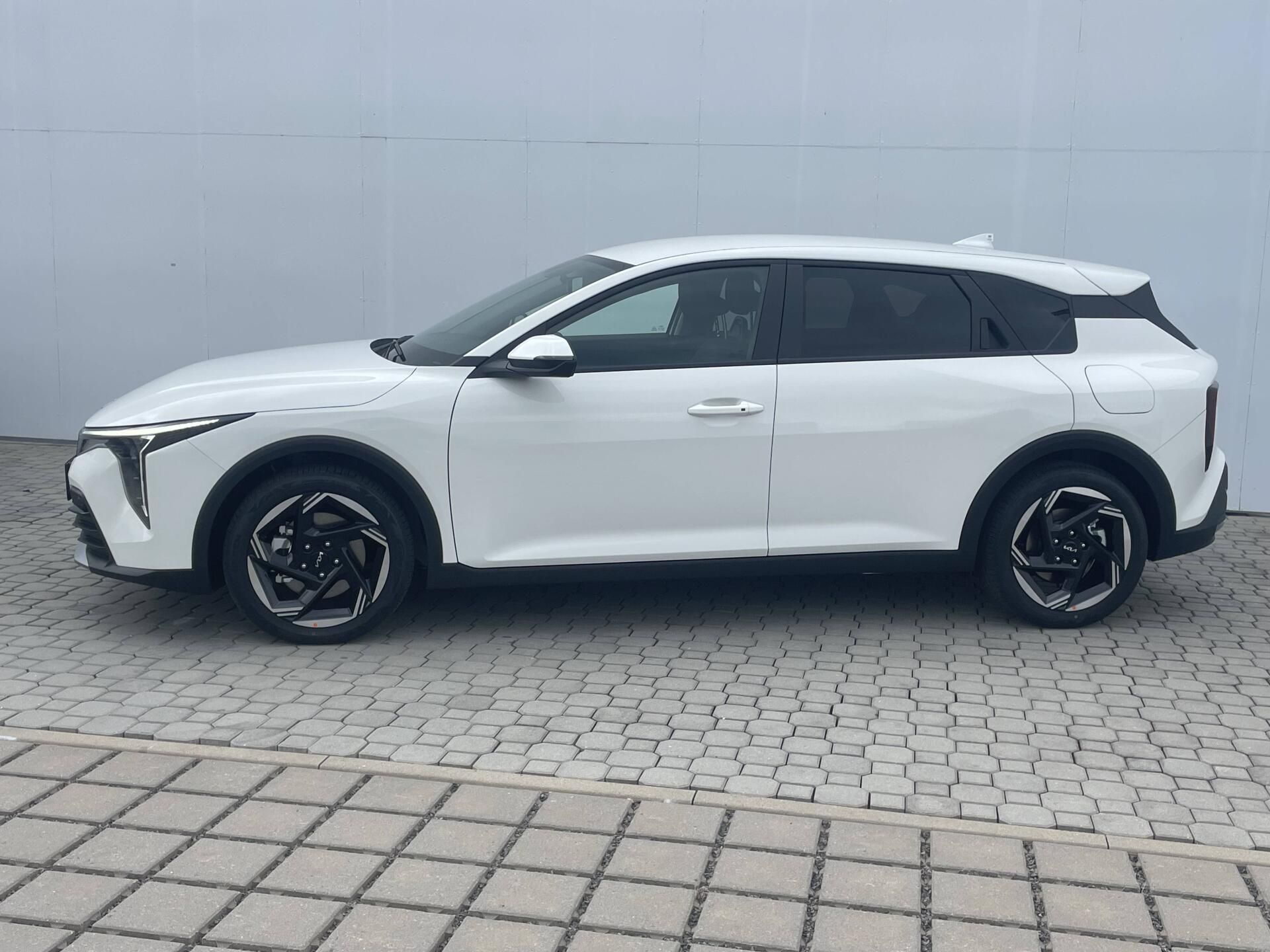 Kia K4, EXCLUSIVE 1,0 T-GDi - fotka 3