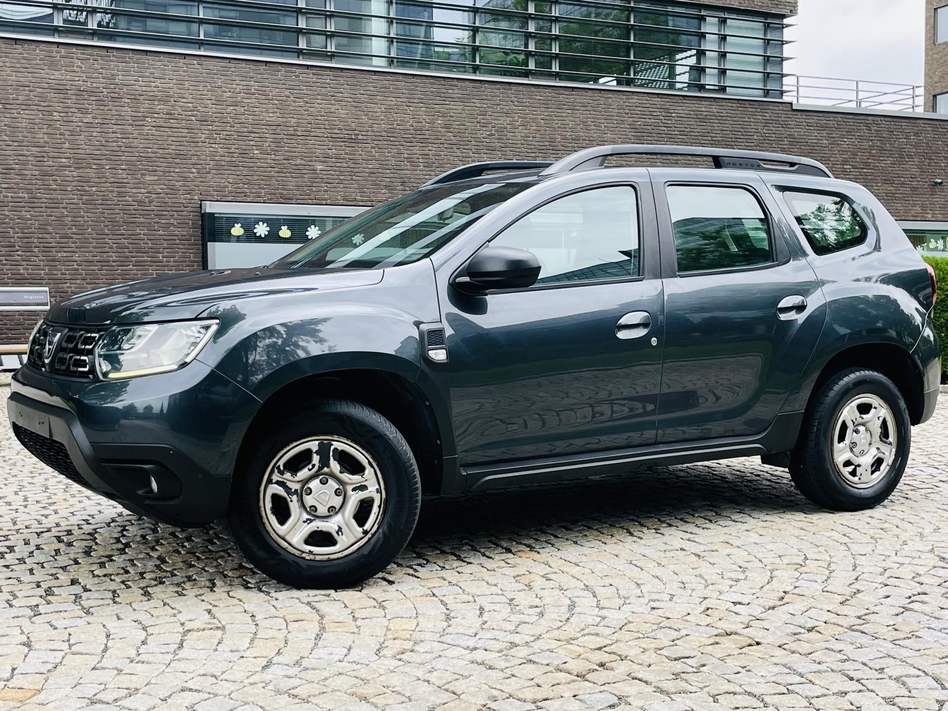 Dacia Duster, 1.6i 1.MAJITEL TAŽNÉ SERVISKA - fotka 4