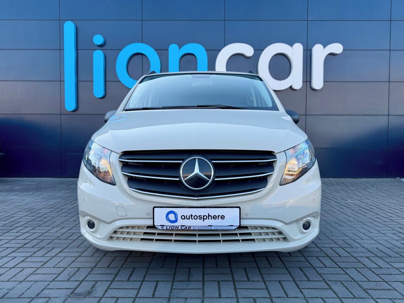 Mercedes-Benz Vito, 114 CDI L 8 míst, Nezávislé To - fotka 2