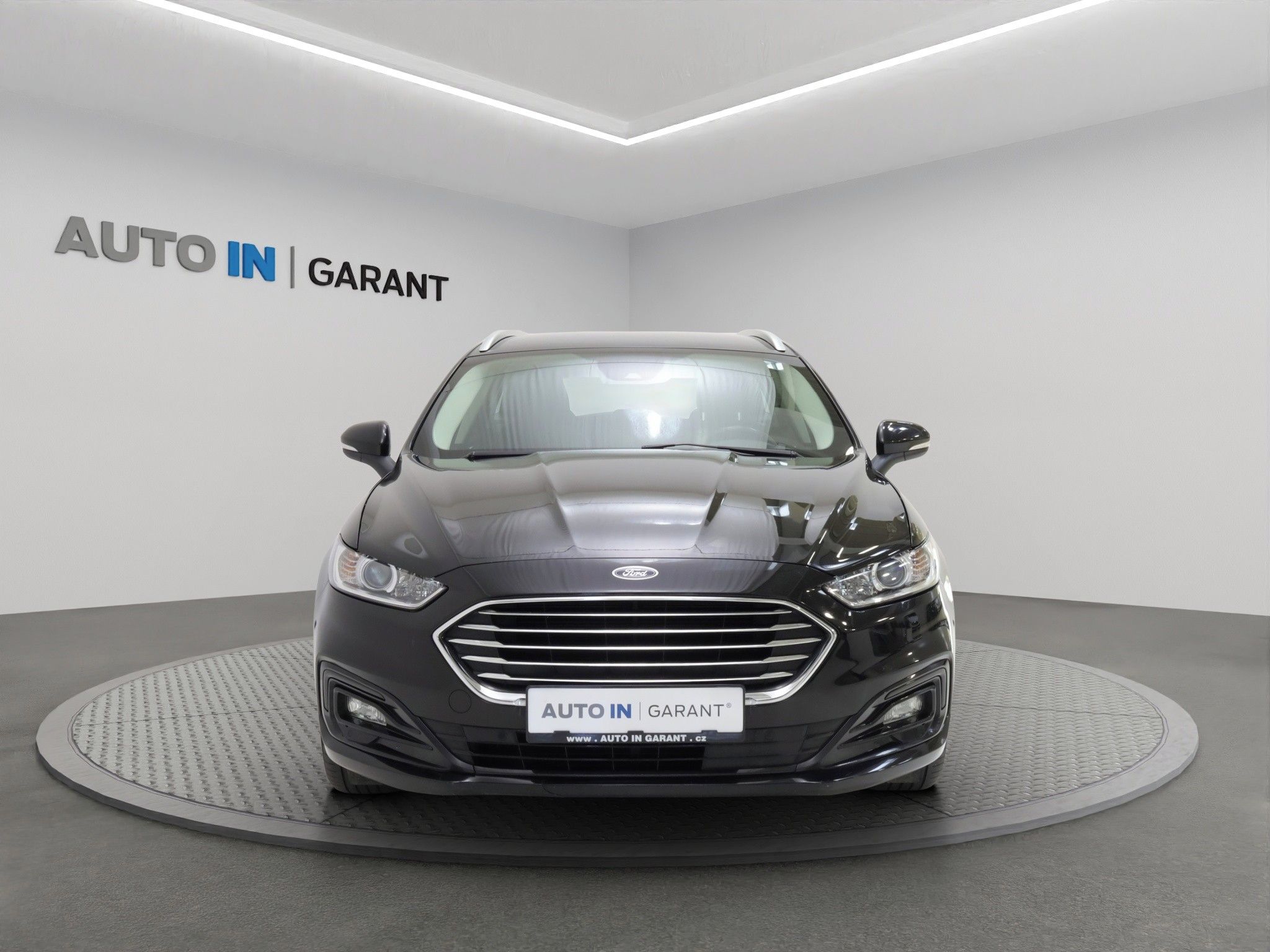 Ford Mondeo, AT8, park. kamera, servis, zár - fotka 2