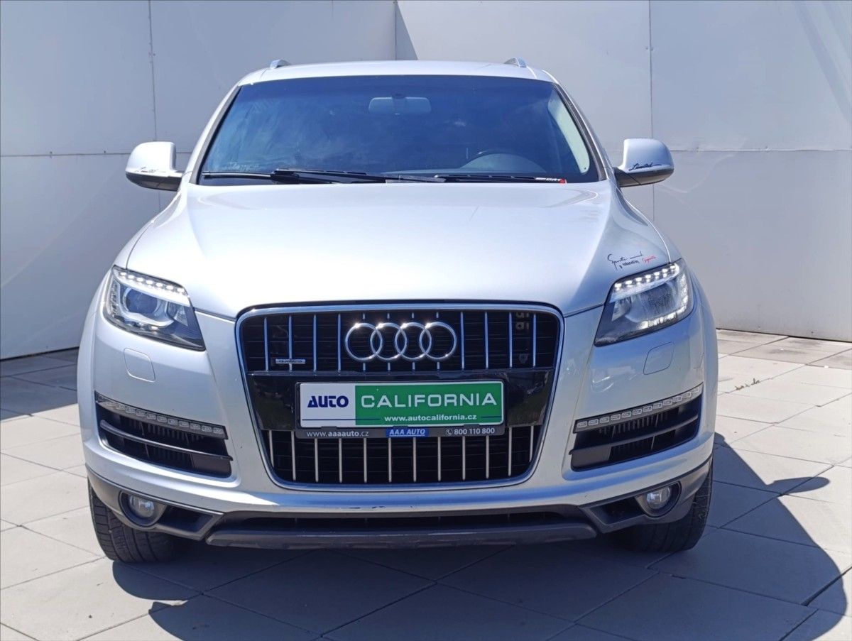 Audi Q7, 3,0 TDi Quattro Autom.7Míst ČR - fotka 3