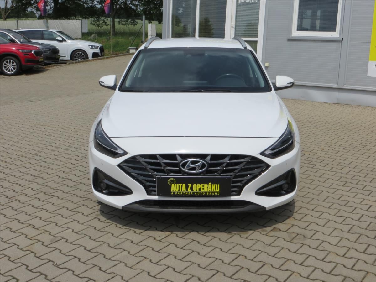 Hyundai i30, 1,5 T-GDI mHEV Smart 117 kW - fotka 2