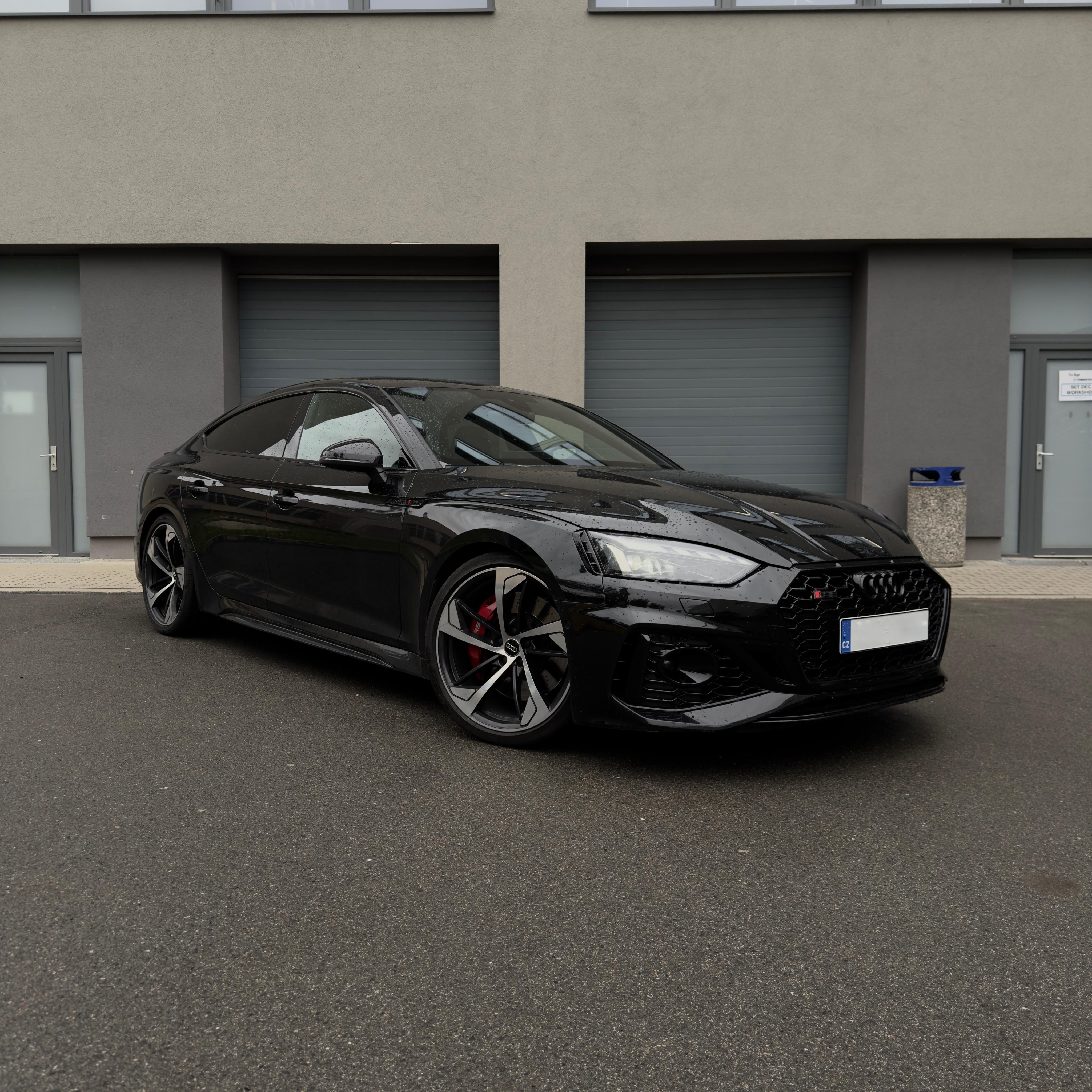 Audi RS5, Sportback FACELIFT - ZÁRUKA - fotka 3