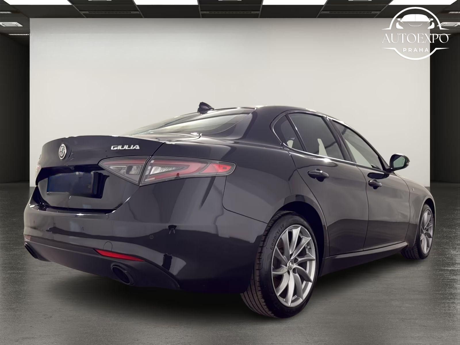 Alfa Romeo Giulia, 2.0 Ti Q4 | MATRIX* LED - fotka 5