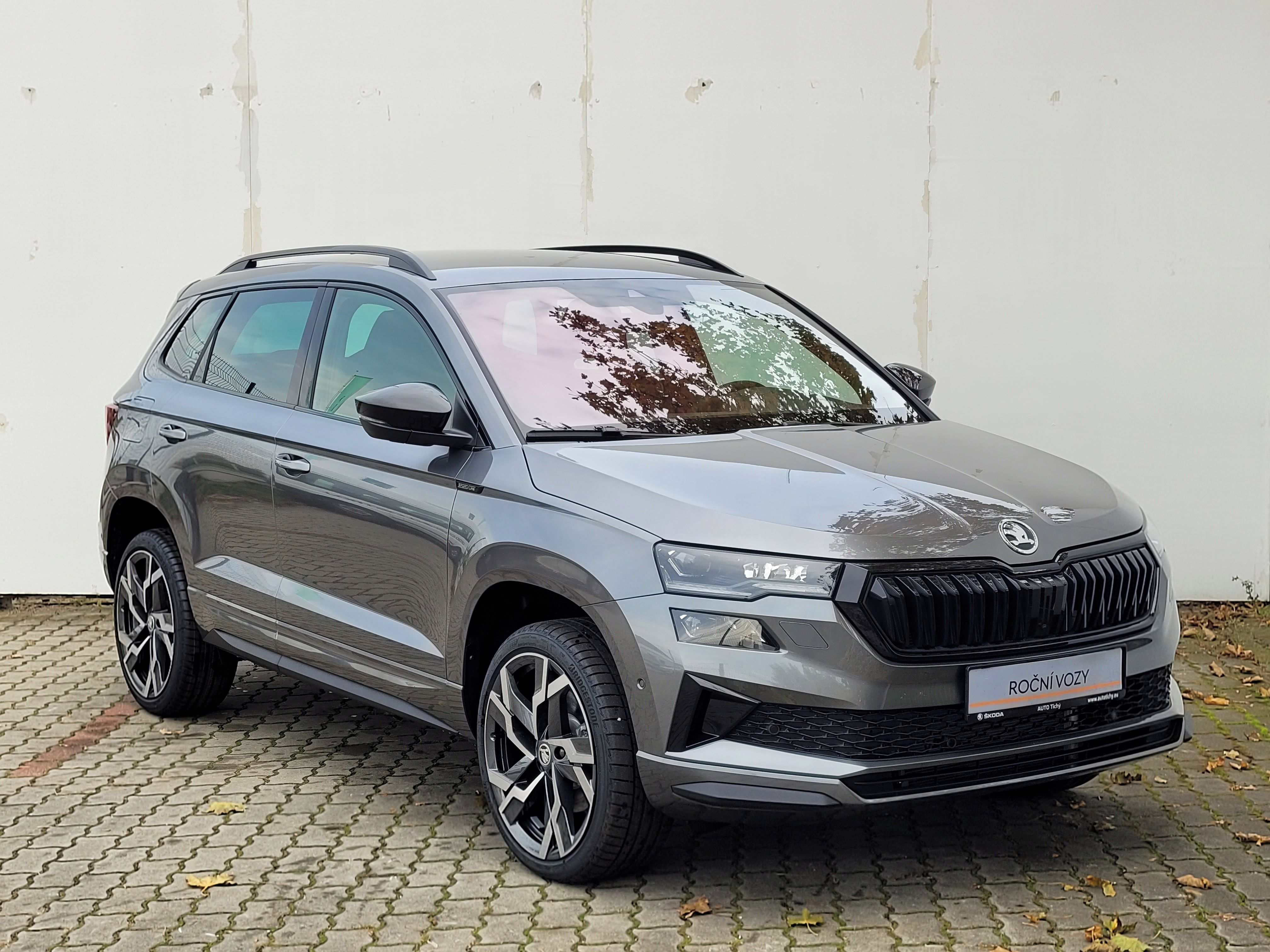 Škoda Karoq, 1.5TSI 110kW DSG Sportline - fotka 3