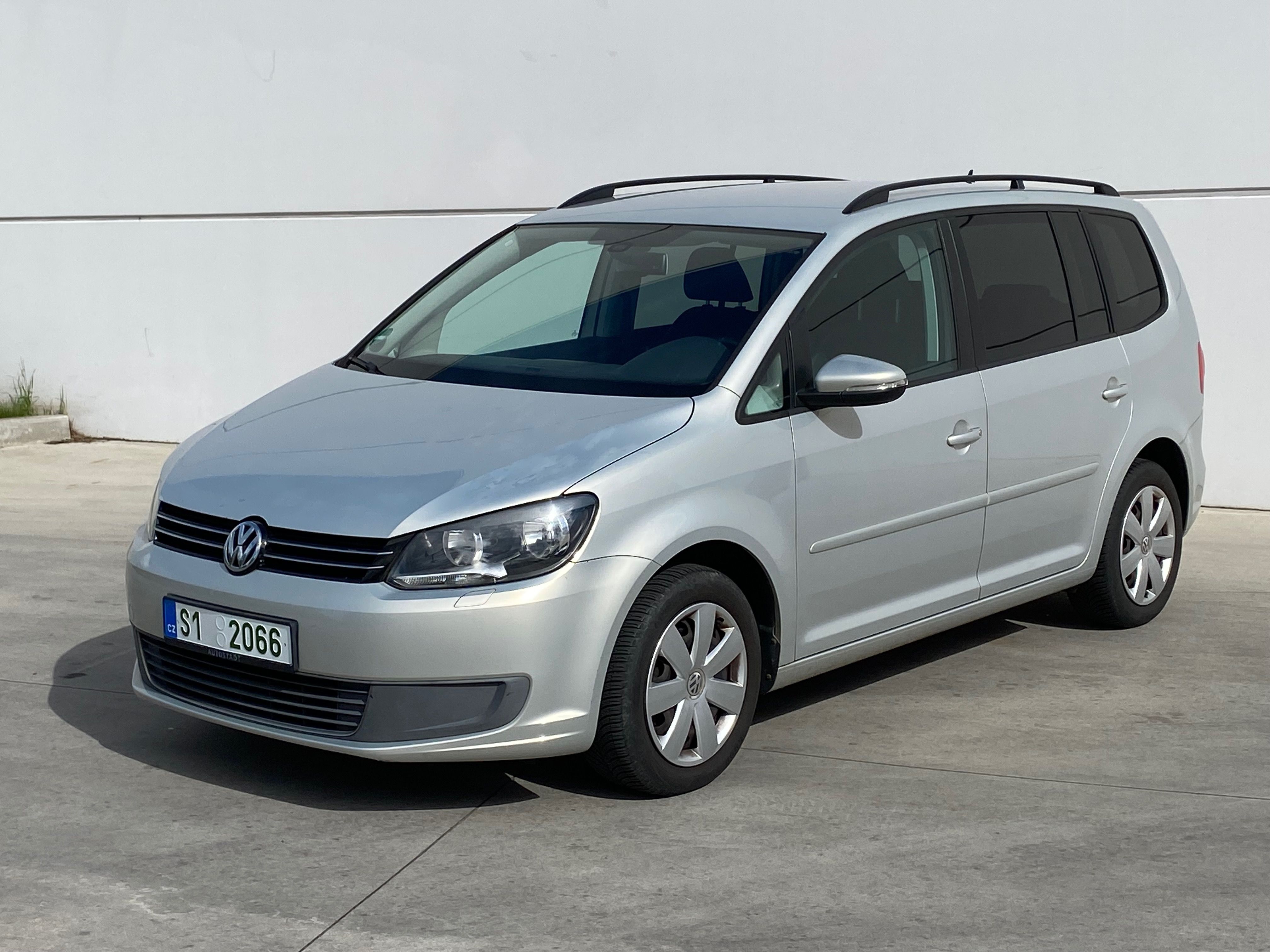 Volkswagen Touran, 1,4 Tsi Comfortline-1.Majitel - fotka 4