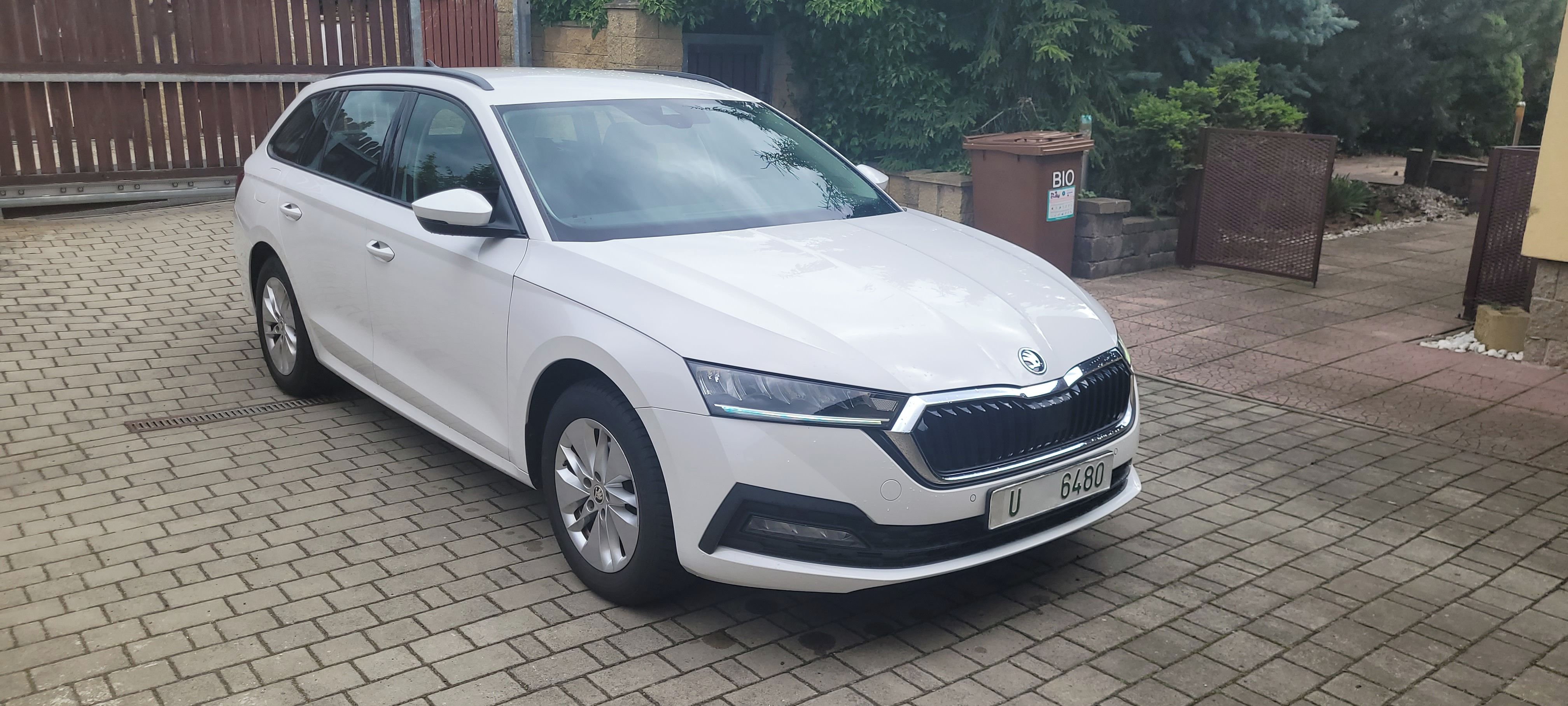 Škoda Octavia, 1,0TSi 81kw VIRTUAL manual