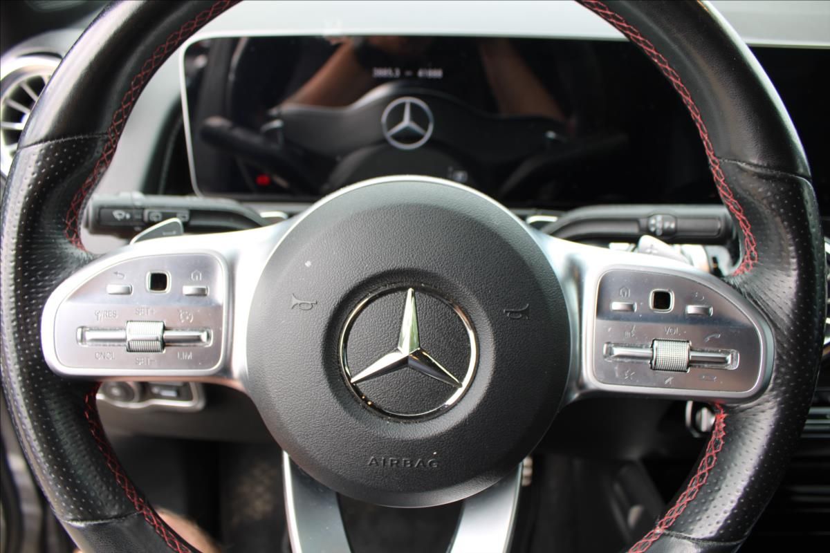 Mercedes-Benz GLB, 2,0 220D  ČR,4MATIC,A/T,AMG - fotka 6