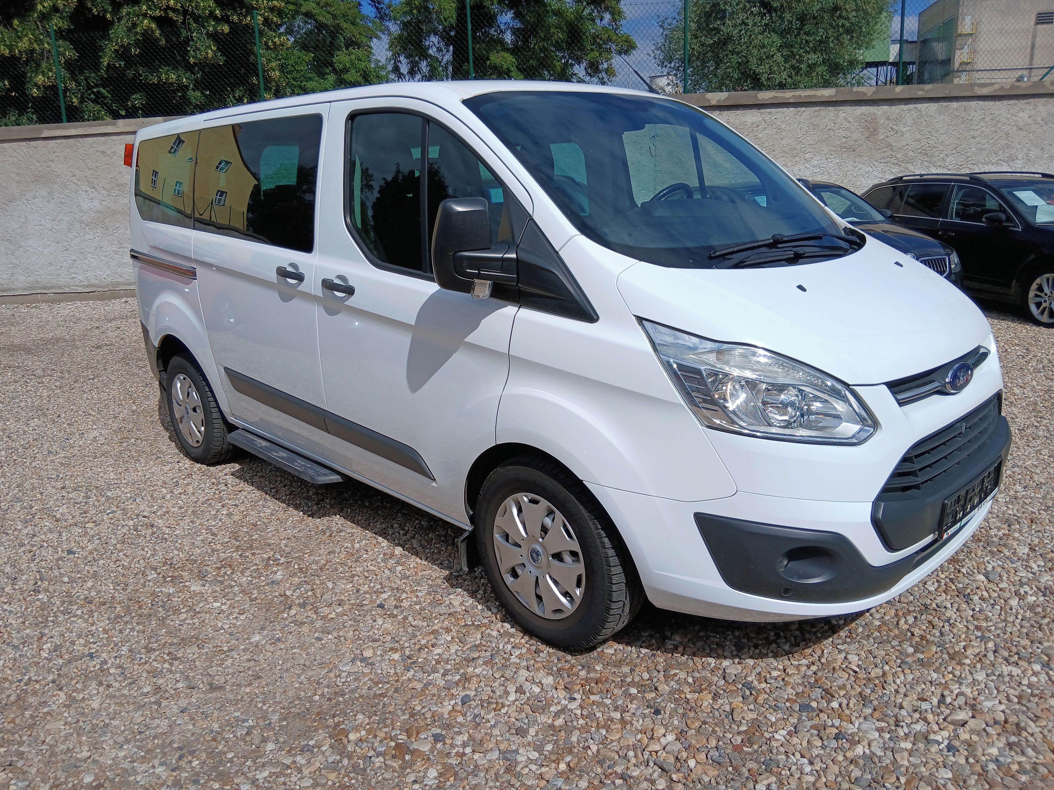 Ford Transit Custom, 2.0TDCi 96KW 9Míst S.kniha - fotka 3