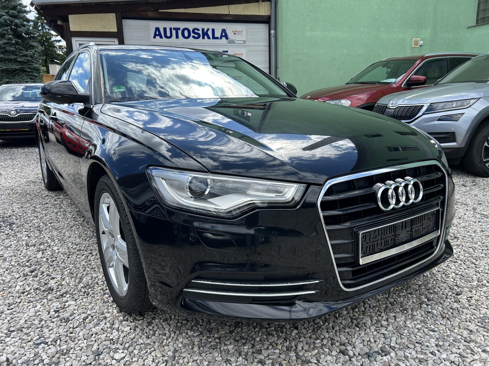 Audi A6, 2.0 TDi 130KW MANUÁL - fotka 3