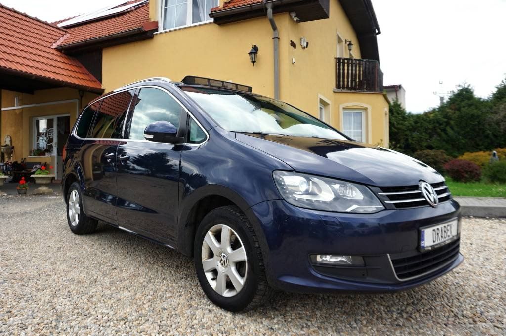 Volkswagen Sharan, HIGHLINE 2,0 TDI 103 kW - fotka 2