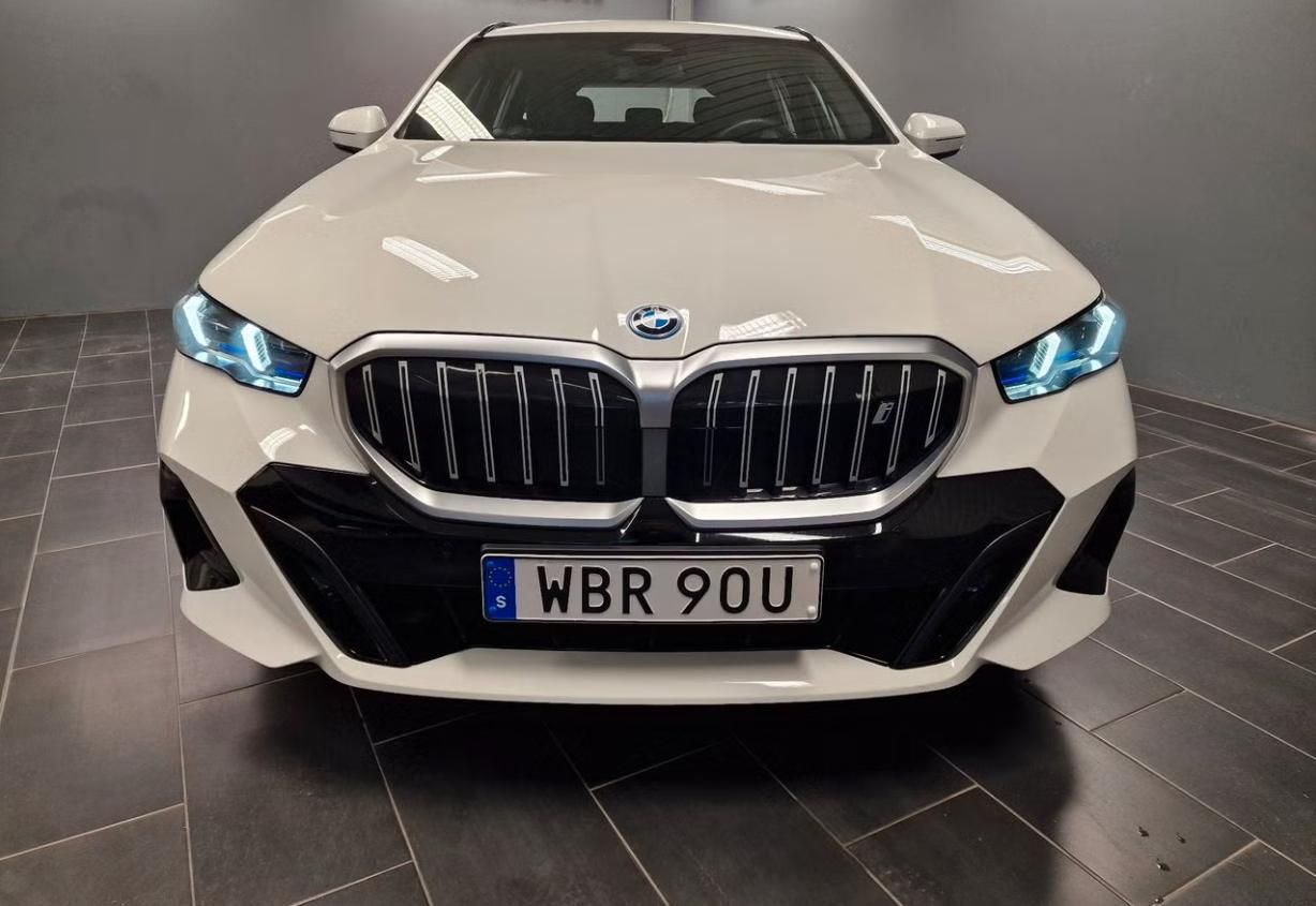 BMW i5, eDrive40 Touring M Kamera Taž. - fotka 3