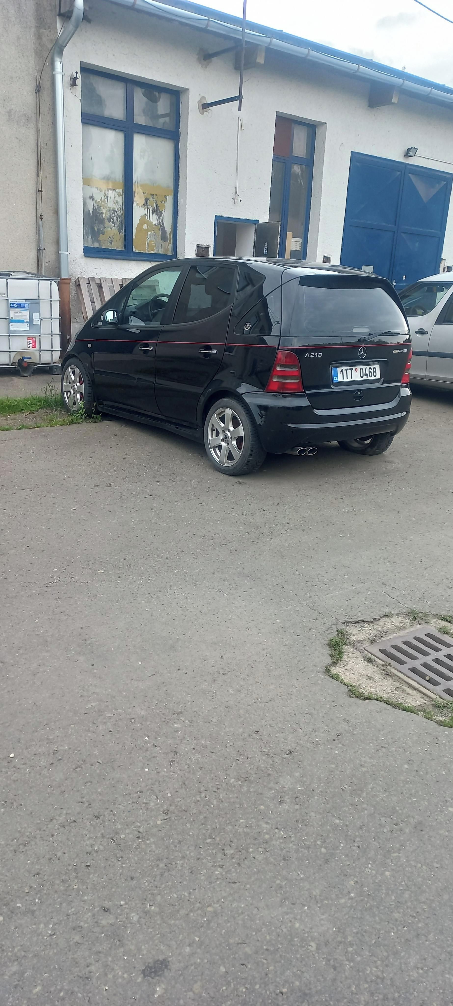 Mercedes-Benz Třídy A, Mercedes A210 AMG Evolution - fotka 4