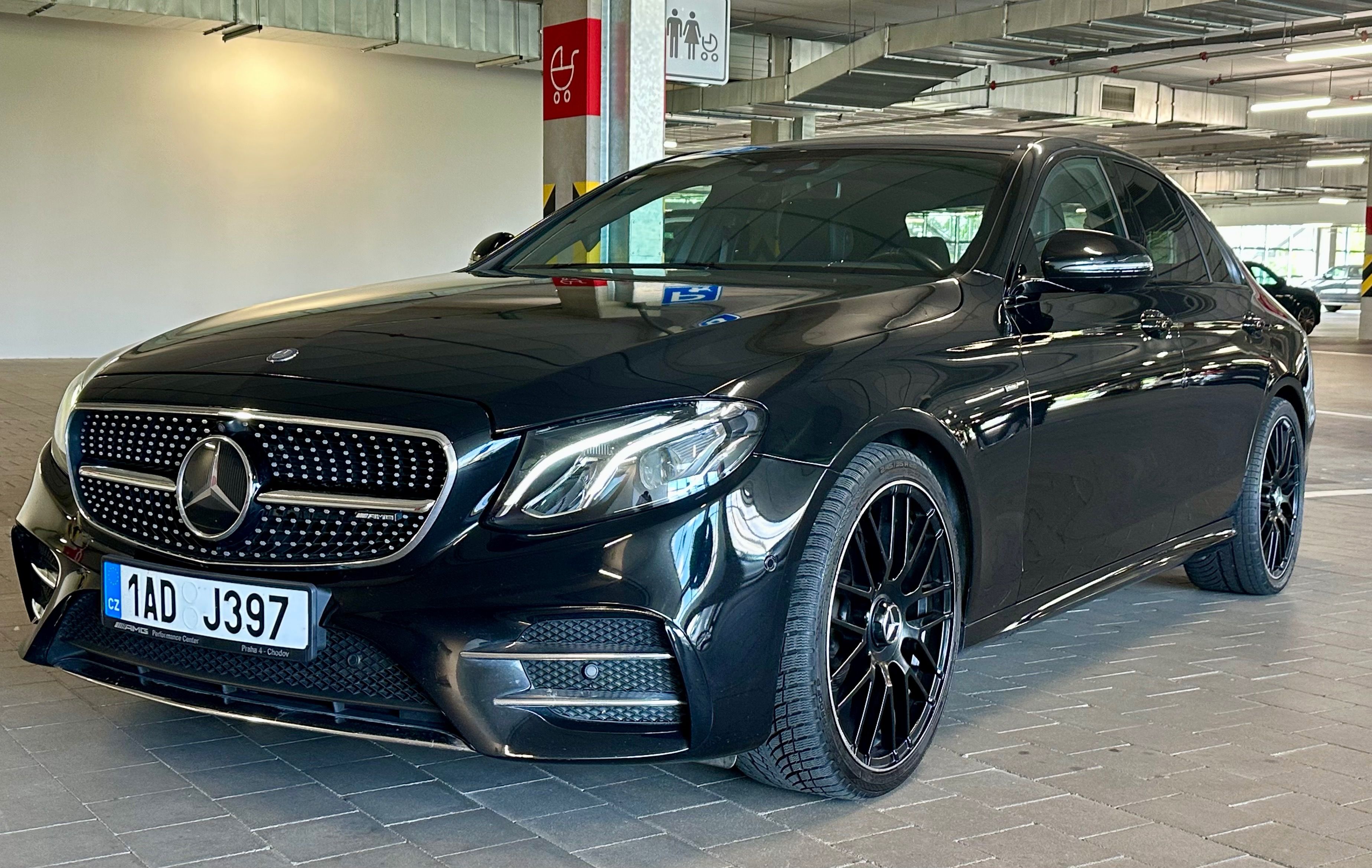 Mercedes-Benz Třídy E, E200 E53 AMG paket