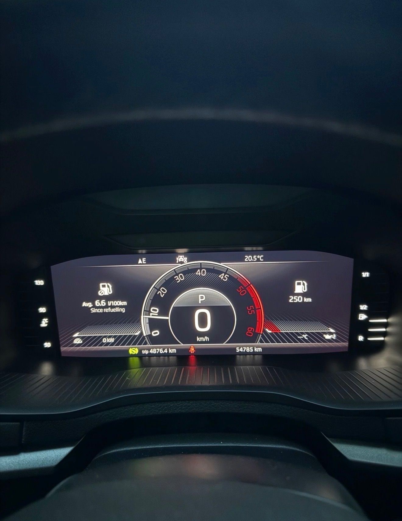 Škoda Karoq, Škoda Karoq 1.6 TDI DSG - fotka 2