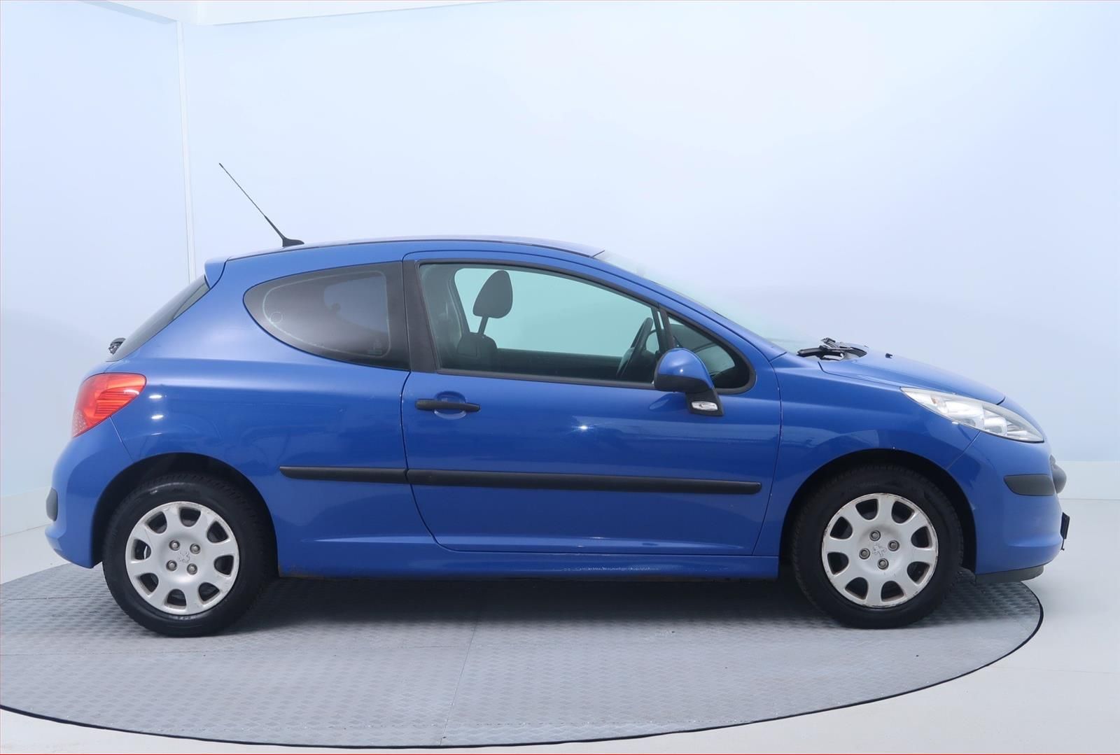 Peugeot 207, 1.4, Klima, za dobrou cenu - fotka 6