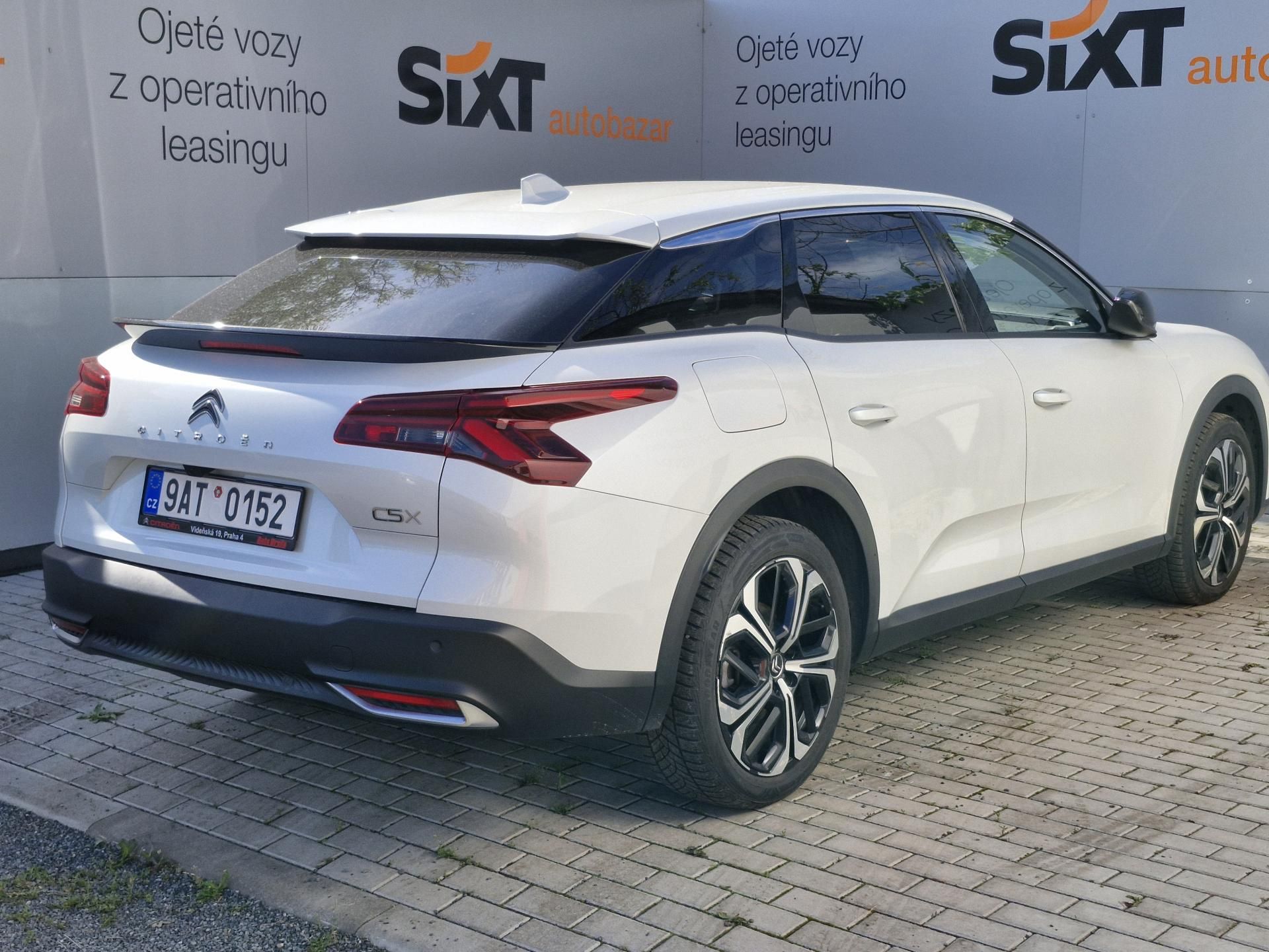 Citroën C5 X, 1.6 PureTech 180k SHINE - fotka 4