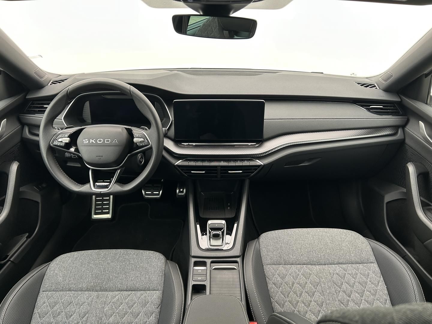 Škoda Octavia, 1.5TSI 110kW SportLine - fotka 6