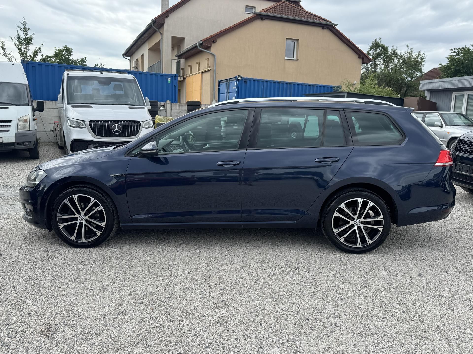Volkswagen Golf, 2.0TDi 110Kw DSG Lounge 1.Maj. - fotka 4