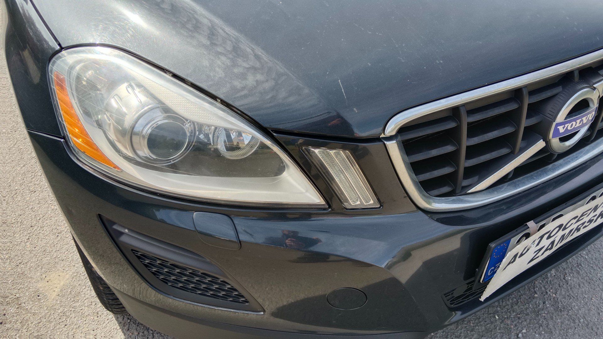 Volvo XC60, 2.4 D5 AWD 158 KW - fotka 6