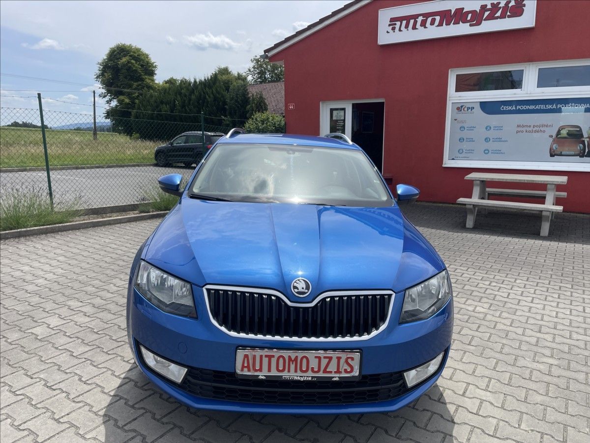 Škoda Octavia, 1,6 TDI KŮŽE DIGIKLIMA PĚKNÉ - fotka 2