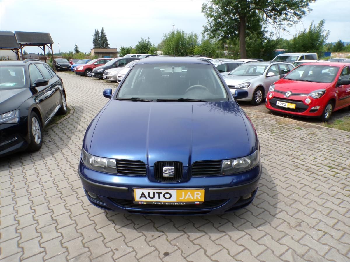 Seat Leon, 1,4 i16V - fotka 3