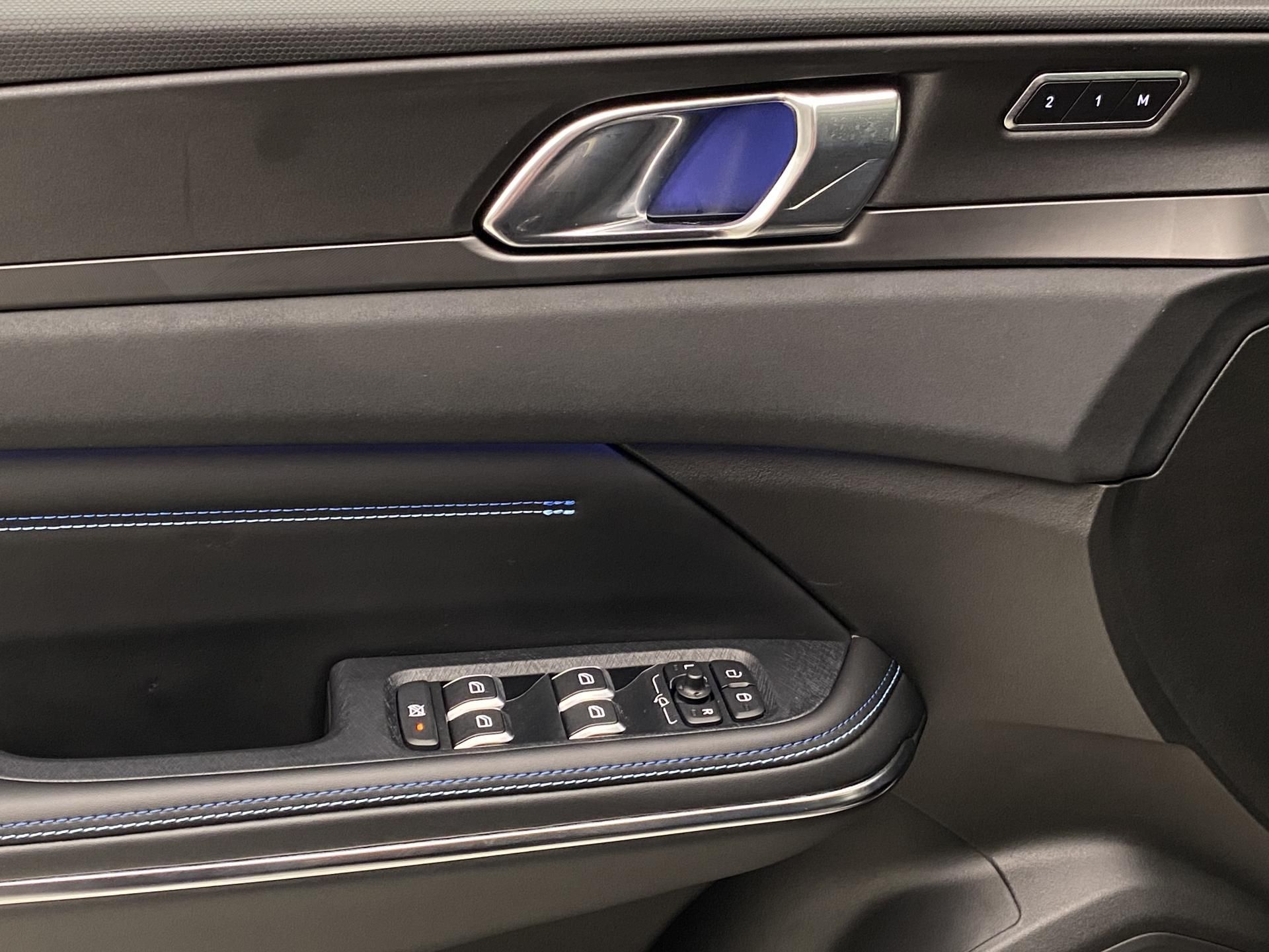 Lynk & Co 01, MORE PHEV - fotka 6