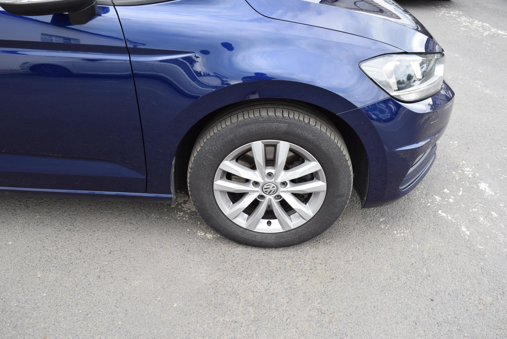Volkswagen Touran, 1.4TSI 110kw CLBMT 7MÍST NAVI - fotka 5
