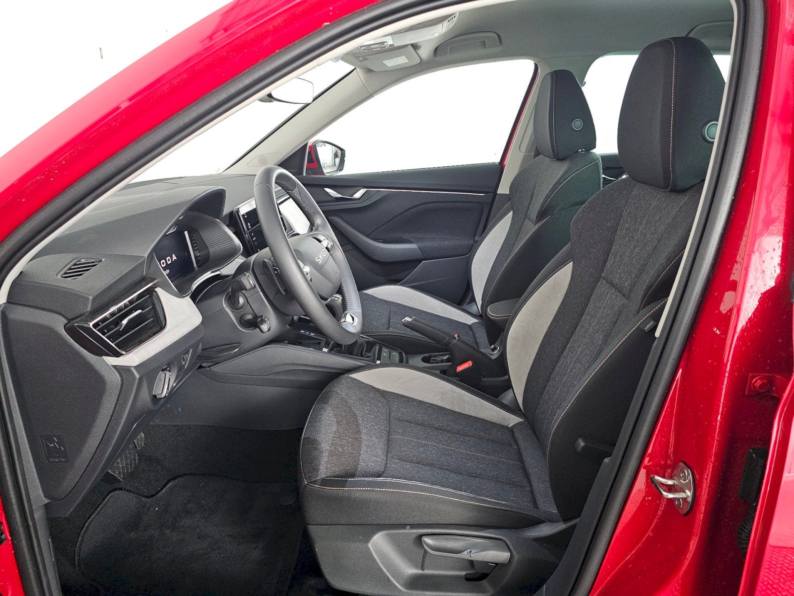 Škoda Kamiq, 1.5TSi 110kW DSG TOP SELECTION - fotka 6