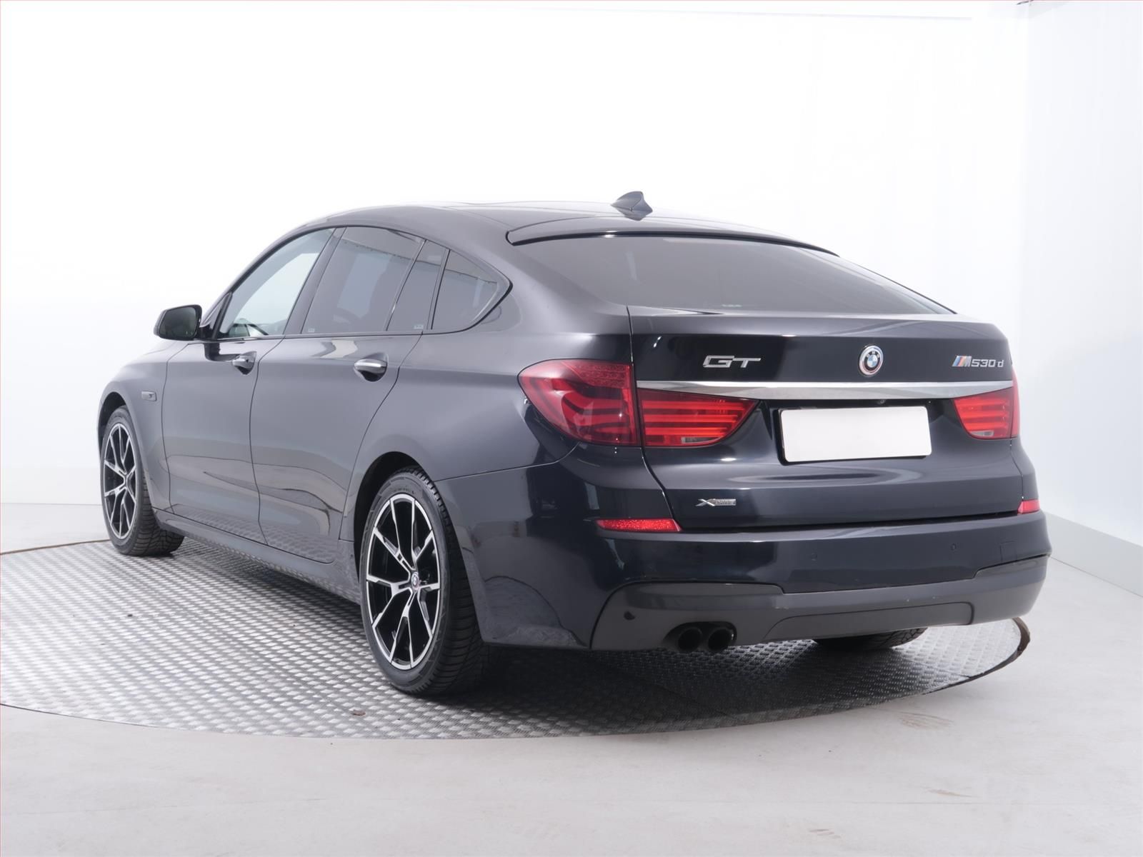 BMW Řada 5, 530d xDrive GT, 4X4, Automat - fotka 4