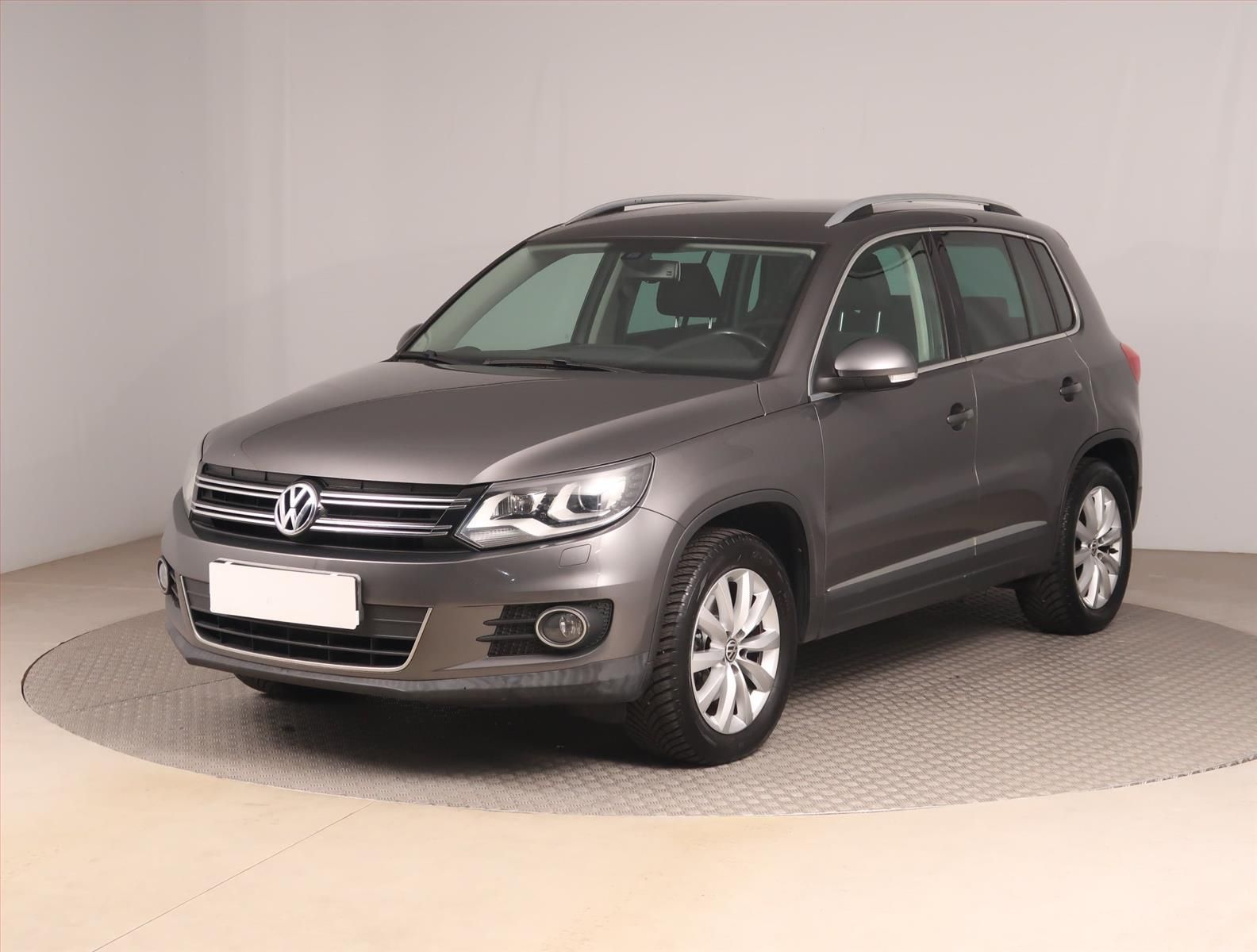 Volkswagen Tiguan, 2.0 TDI, Kůže, Navi - fotka 2