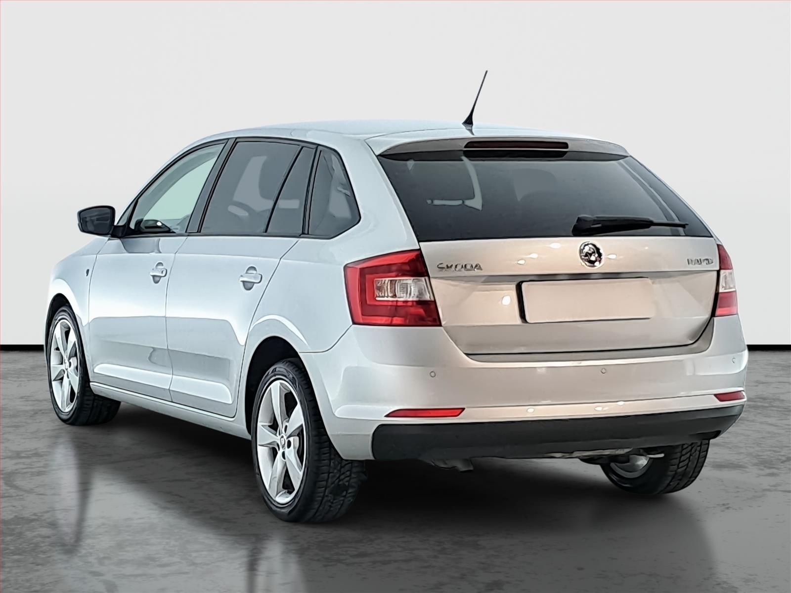 Škoda Rapid, 1.6 TDI, Automatická klima - fotka 4