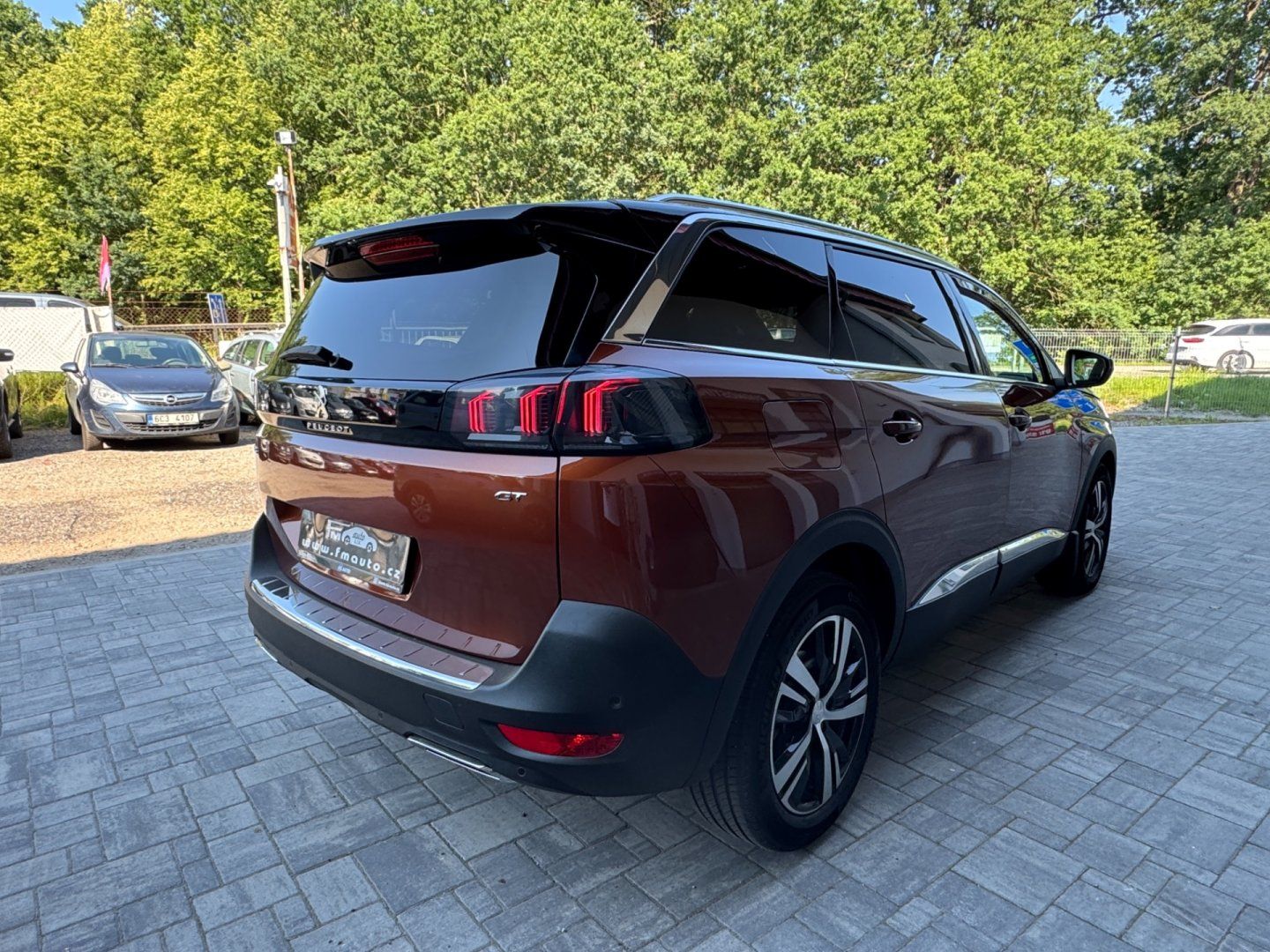Peugeot 5008, 1.5 HDi GT EAT8 - fotka 5