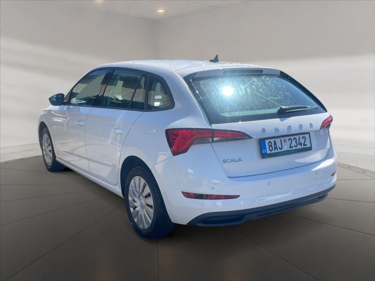Škoda Scala, 1,5 TSI 110 Ambition - fotka 4