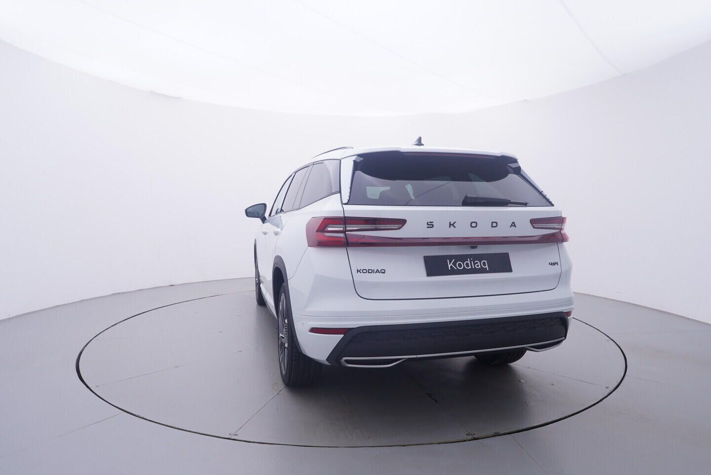 Škoda Kodiaq, Sportline 2,0 TDI 4x4 142 kW - fotka 4
