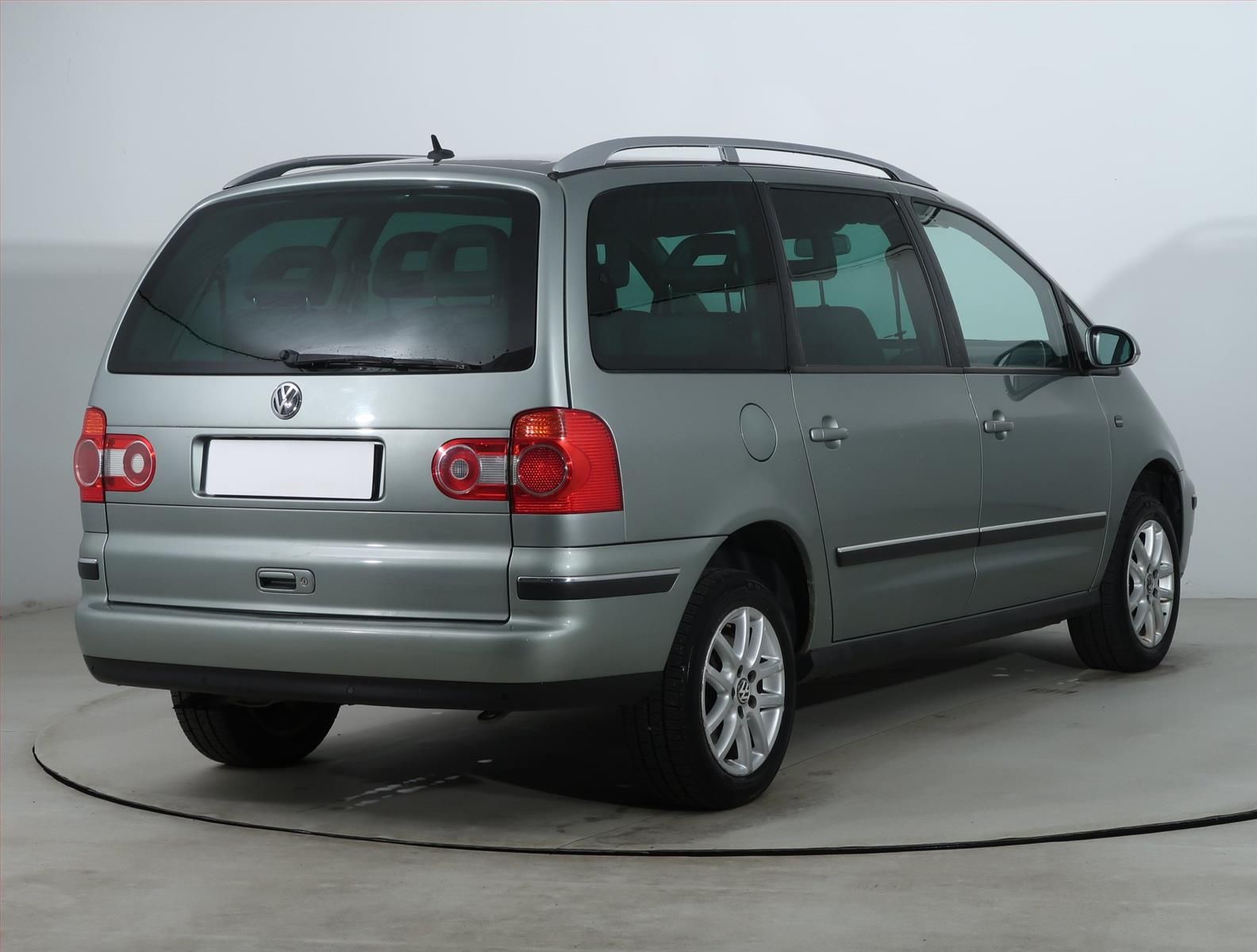Volkswagen Sharan, 2.8 V6 24V, 4X4, 7 míst - fotka 5