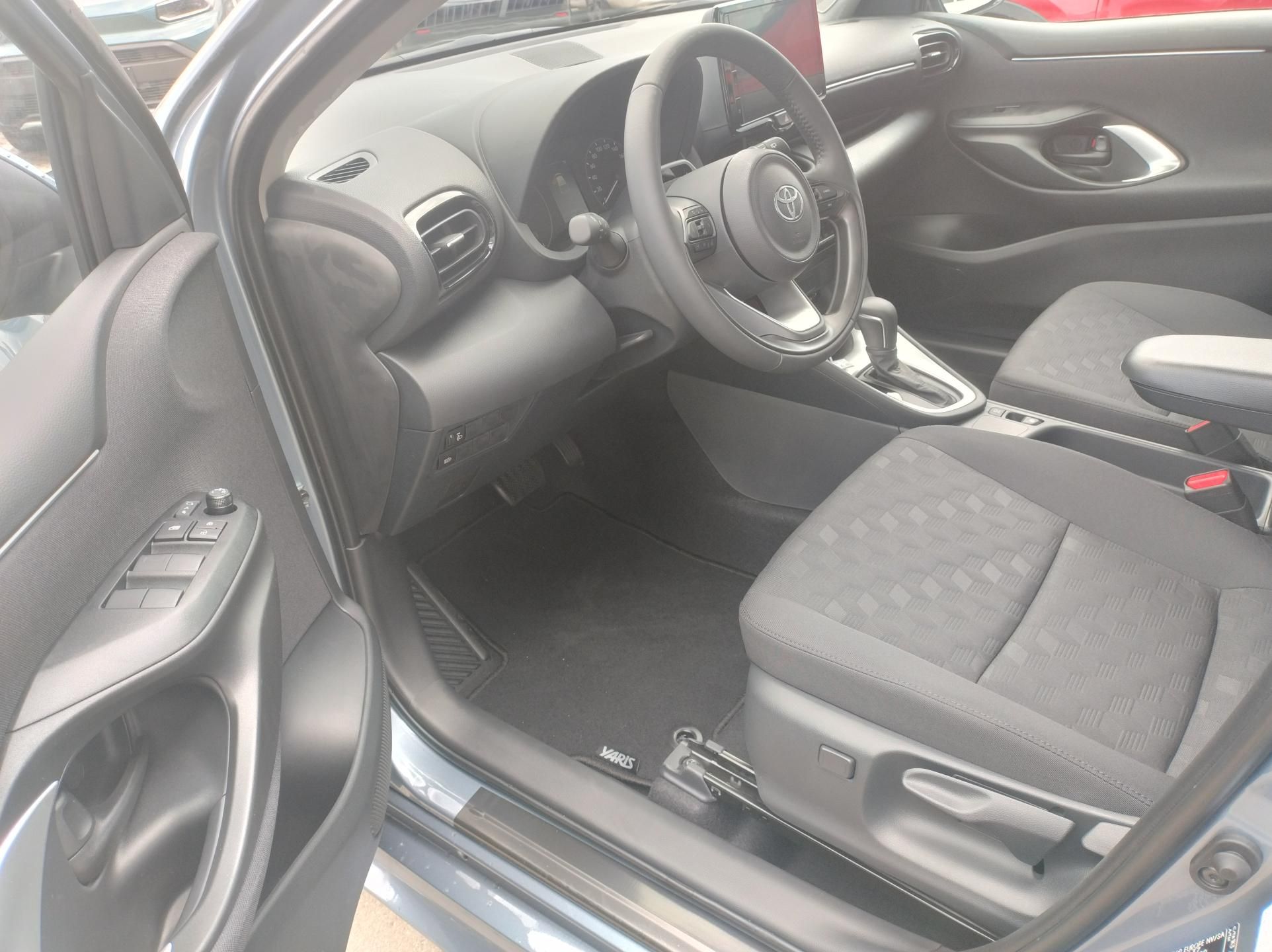 Toyota Yaris, 1.5 HEV Comfort Fleet - fotka 5
