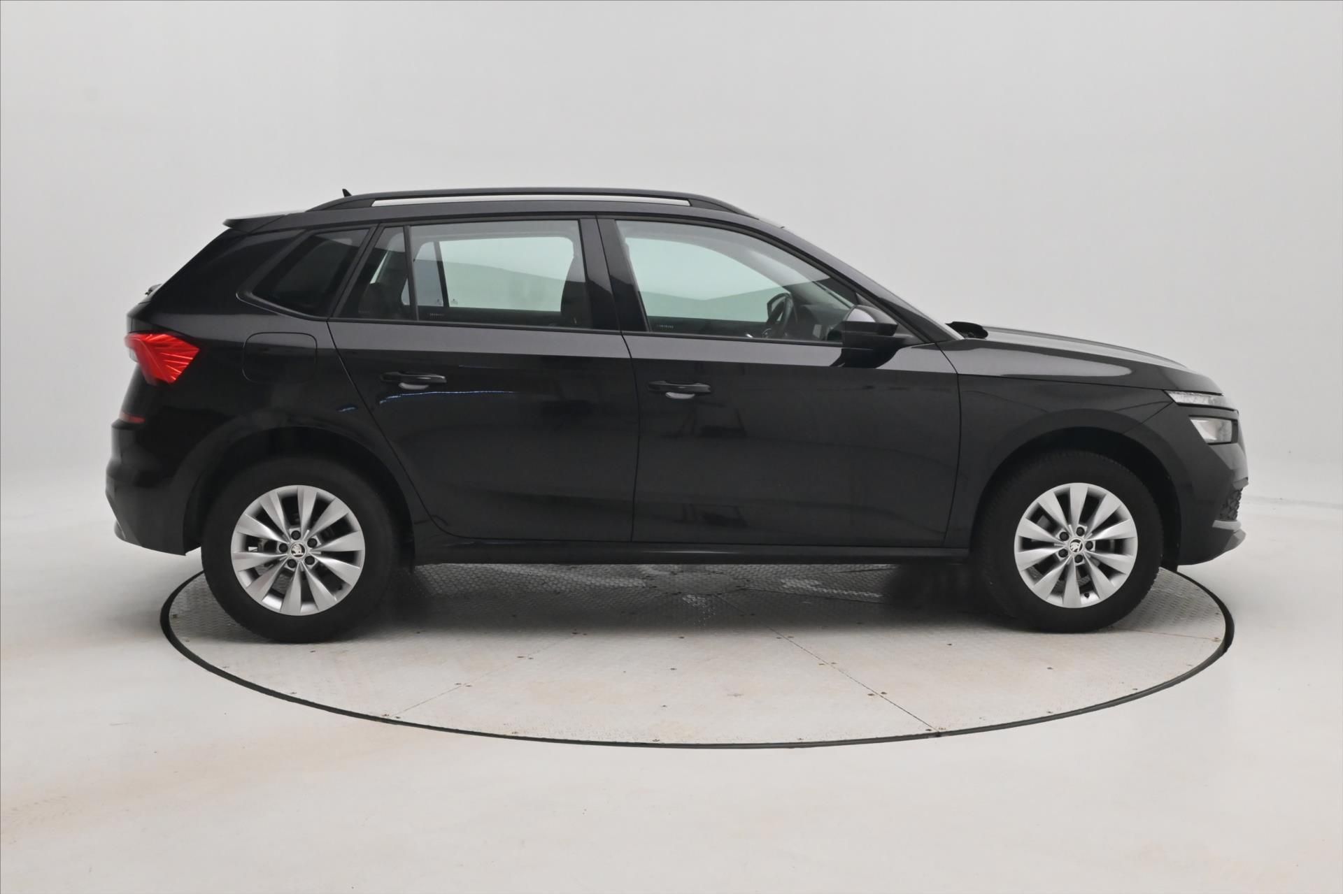 Škoda Kamiq, 1,0 TSI 81kW DSG Ambition Záru - fotka 4