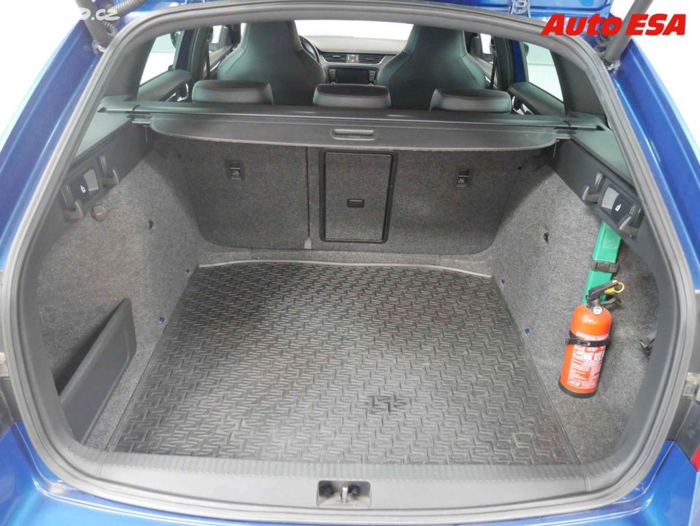 ŠKODA OCTAVIA RS COMBI 2.0 TSI 220CH