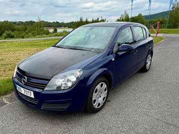 Opel Astra 1.8 nová STK, klima
