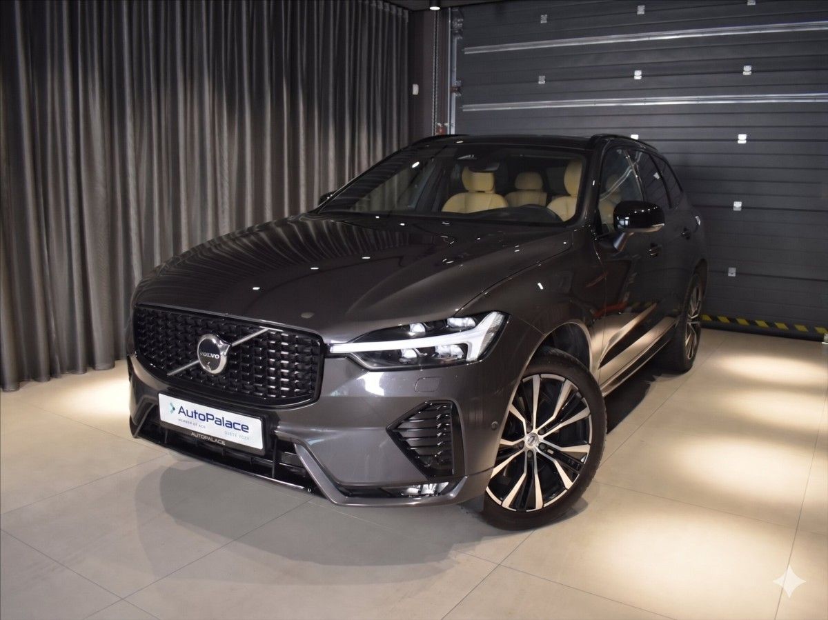 Volvo XC60, 2,0 B4 AWD Ultimate tažné,pano