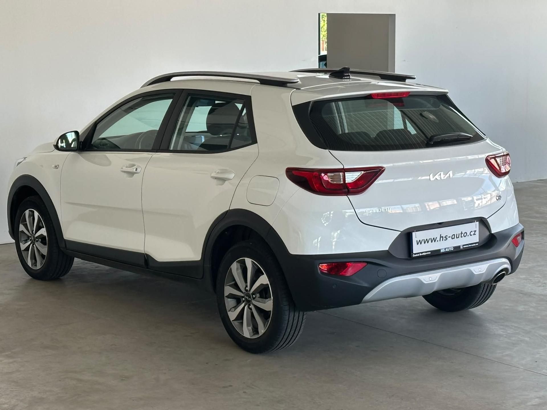 Kia Stonic, 1.2 DPi,79HP,ČR,1.maj.záruka - fotka 6