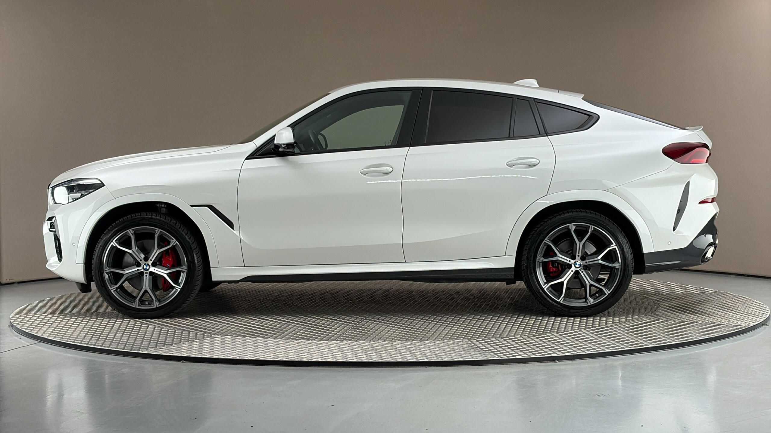 BMW X6, 30d AUT xDrive M-paket - fotka 4