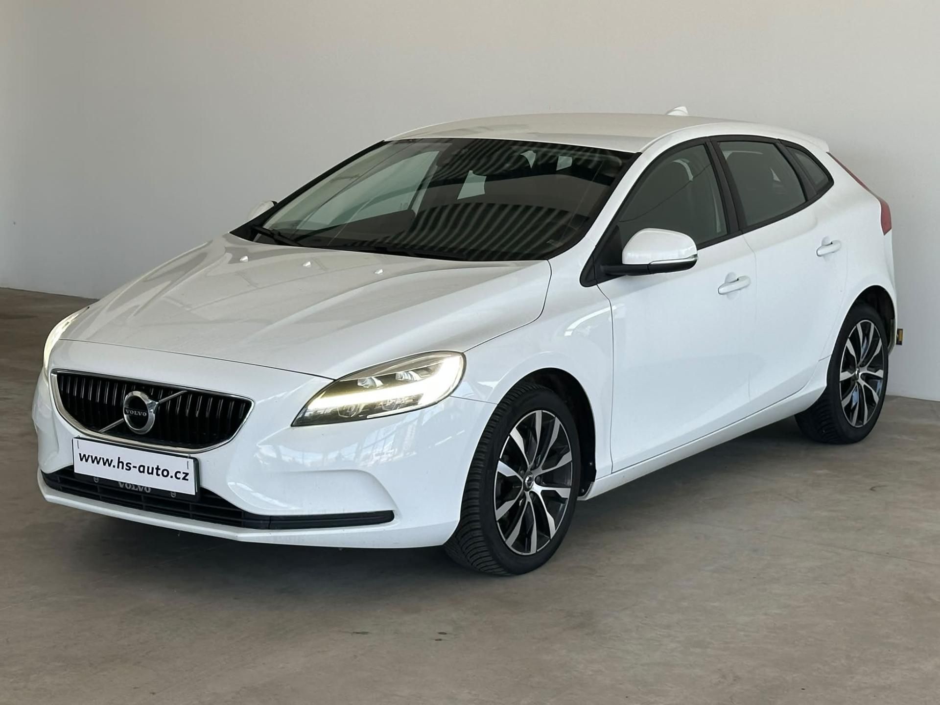 Volvo V40, 2.0d.DE,120HP, - fotka 3