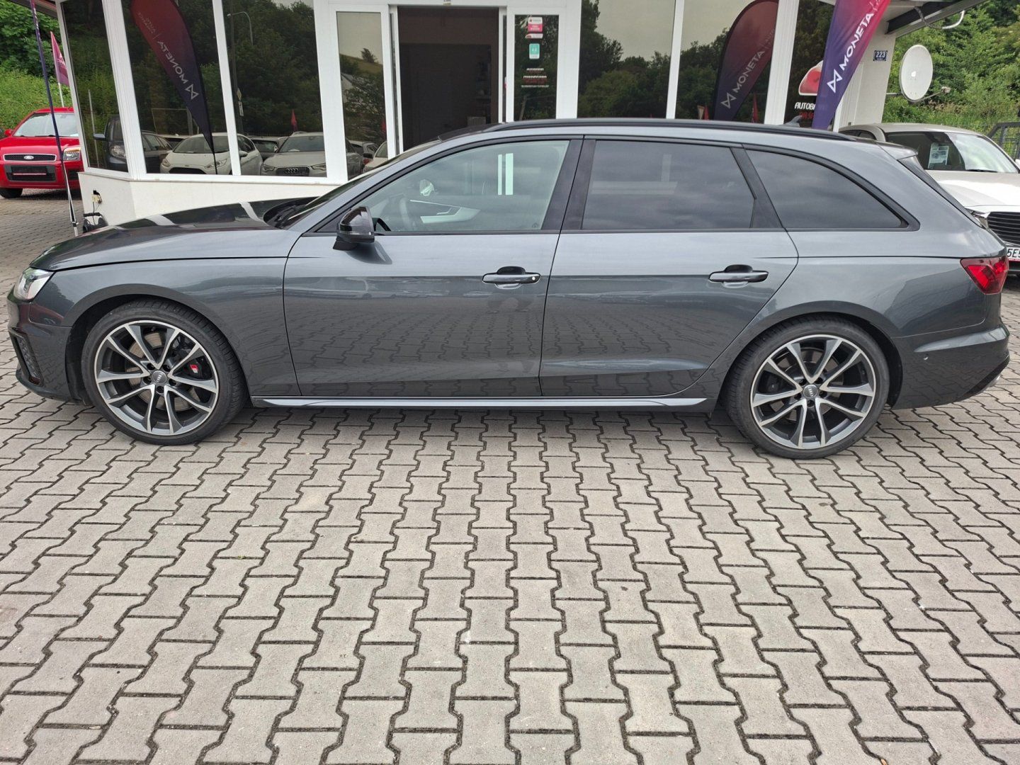 Audi S4, 3.0 255kW -ČR-HUD-B.OLUFSEN - fotka 5