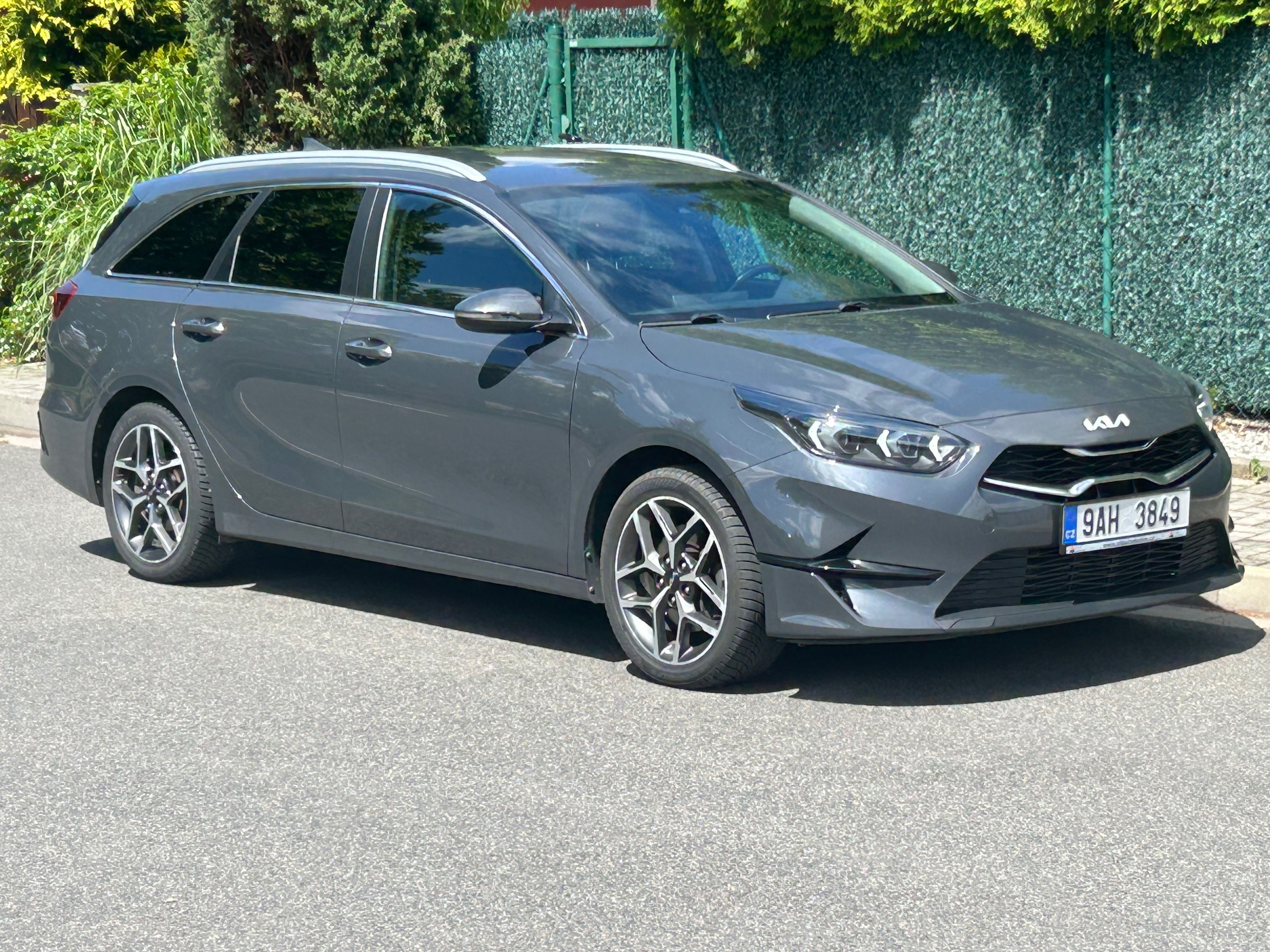 Kia Cee´d, 1.5 T-GDi 118kw DCT TOP ČR 1m - fotka 5