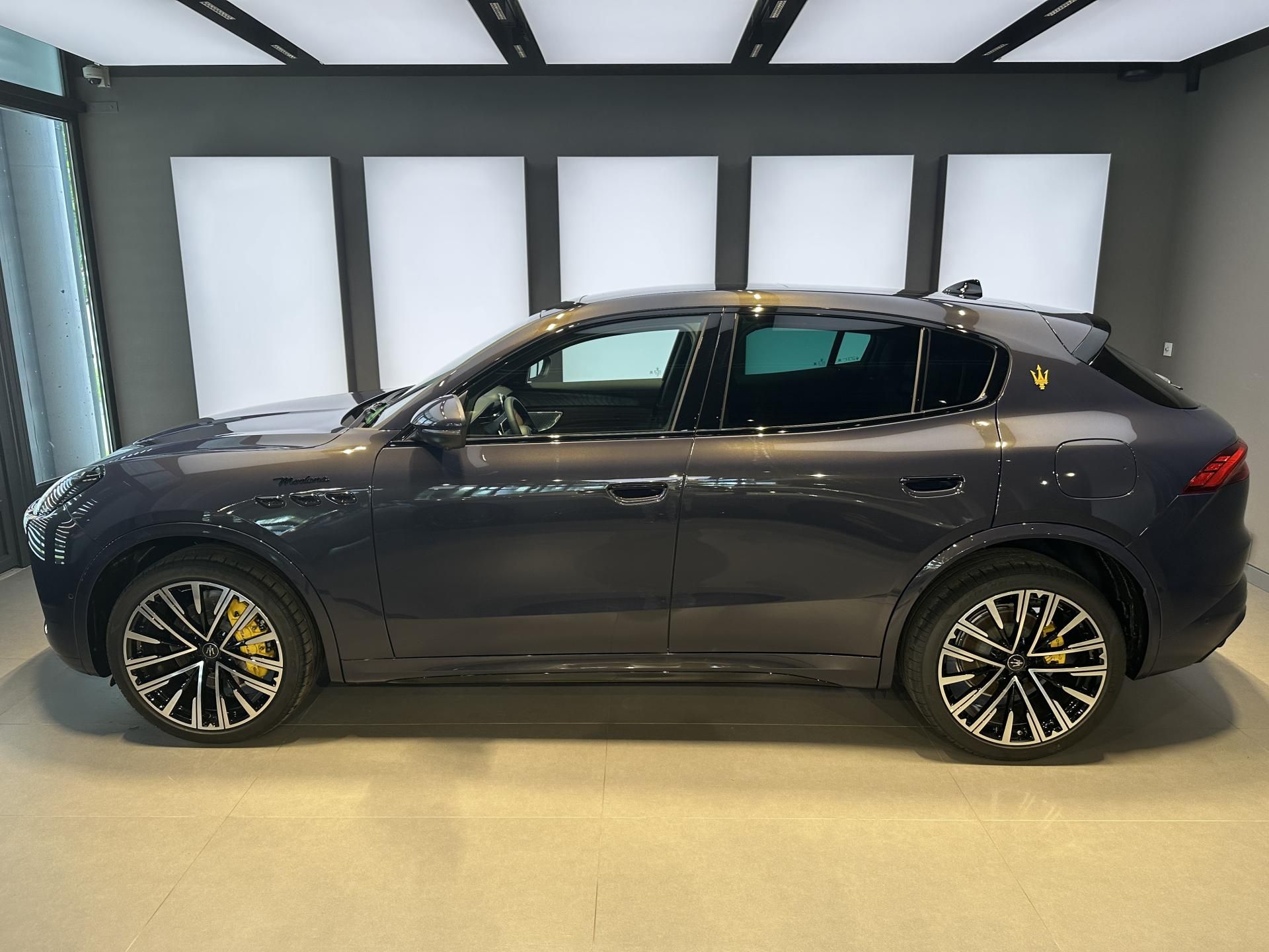 Maserati Grecale, Modena 330 Lim.ed. LUMINA - fotka 5