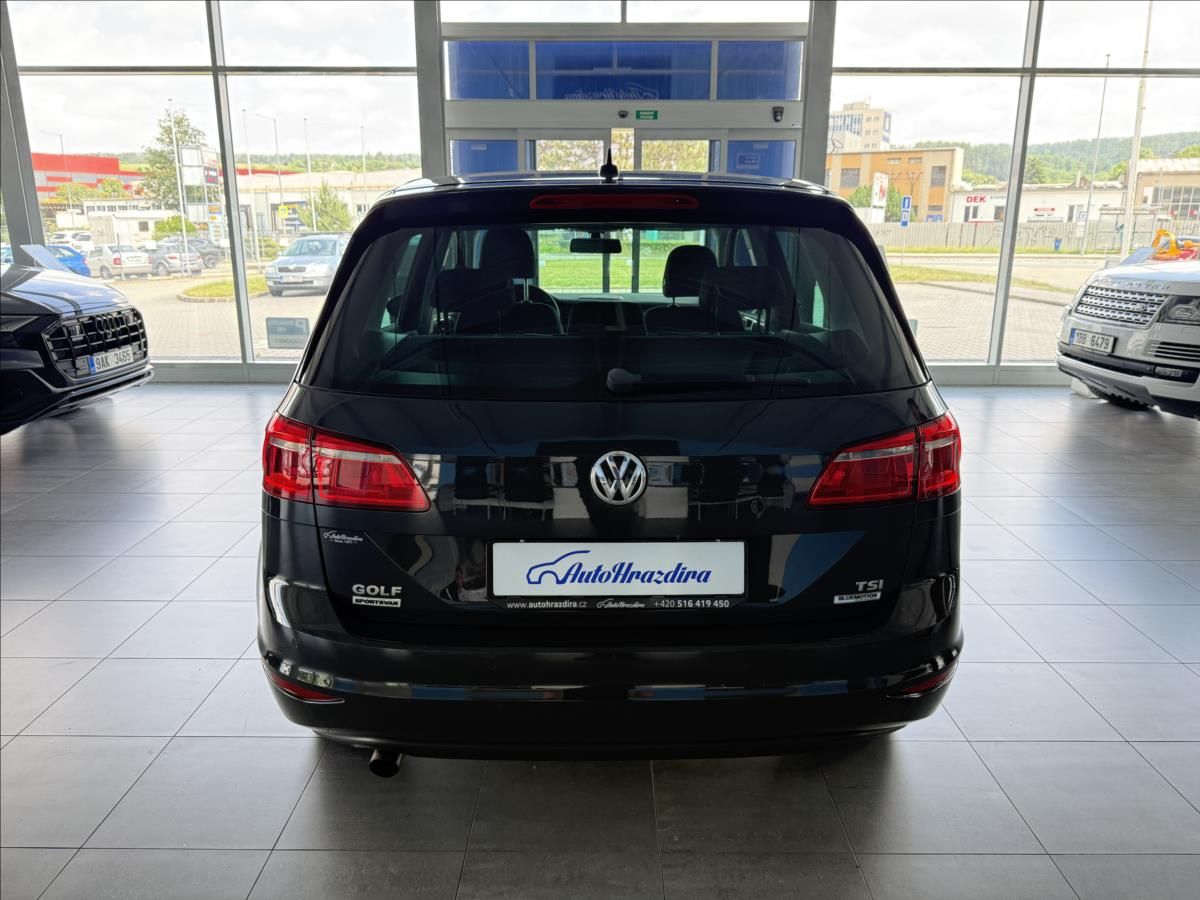 Volkswagen Golf Sportsvan, 1,2   TSI 81kW,SERVISKA,1.MAJ - fotka 5