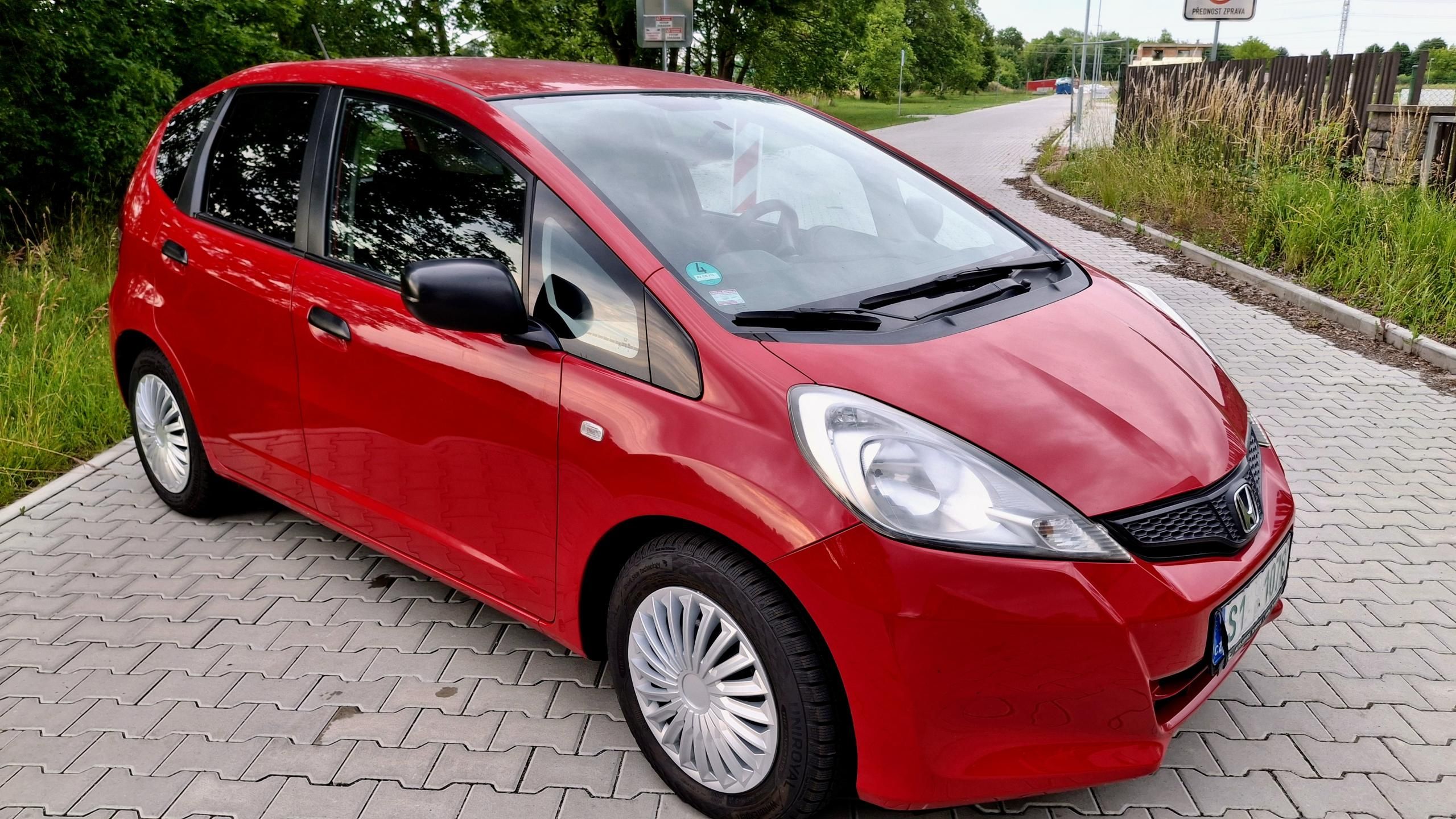 Honda Jazz, 1.2 benzin 66 kw - fotka 6