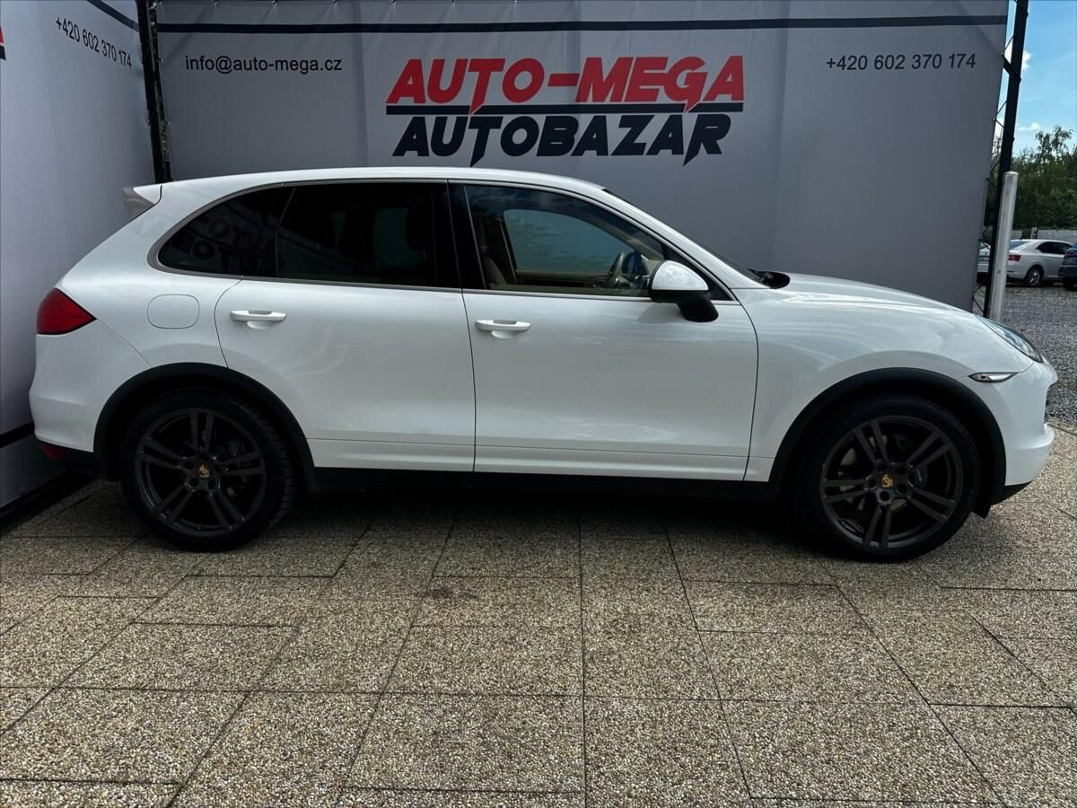 Porsche Cayenne, 3,0 D 180KW PLATINUM-SERVIS!! - fotka 4
